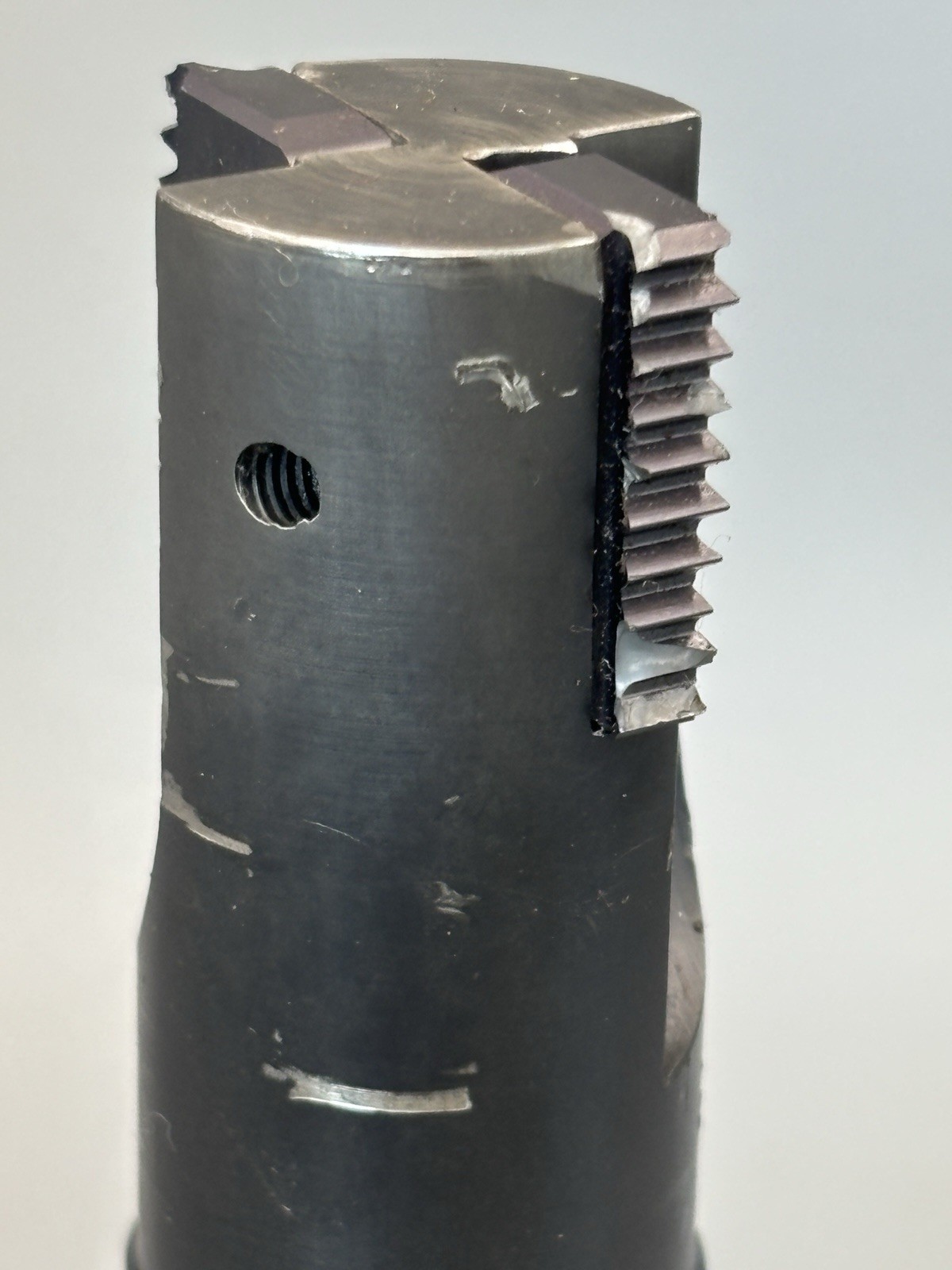STS 1″ TMX0100.118.2.21 Indexable Two Flute Thread Mill 1″ Shank 4-1/4″ OAL