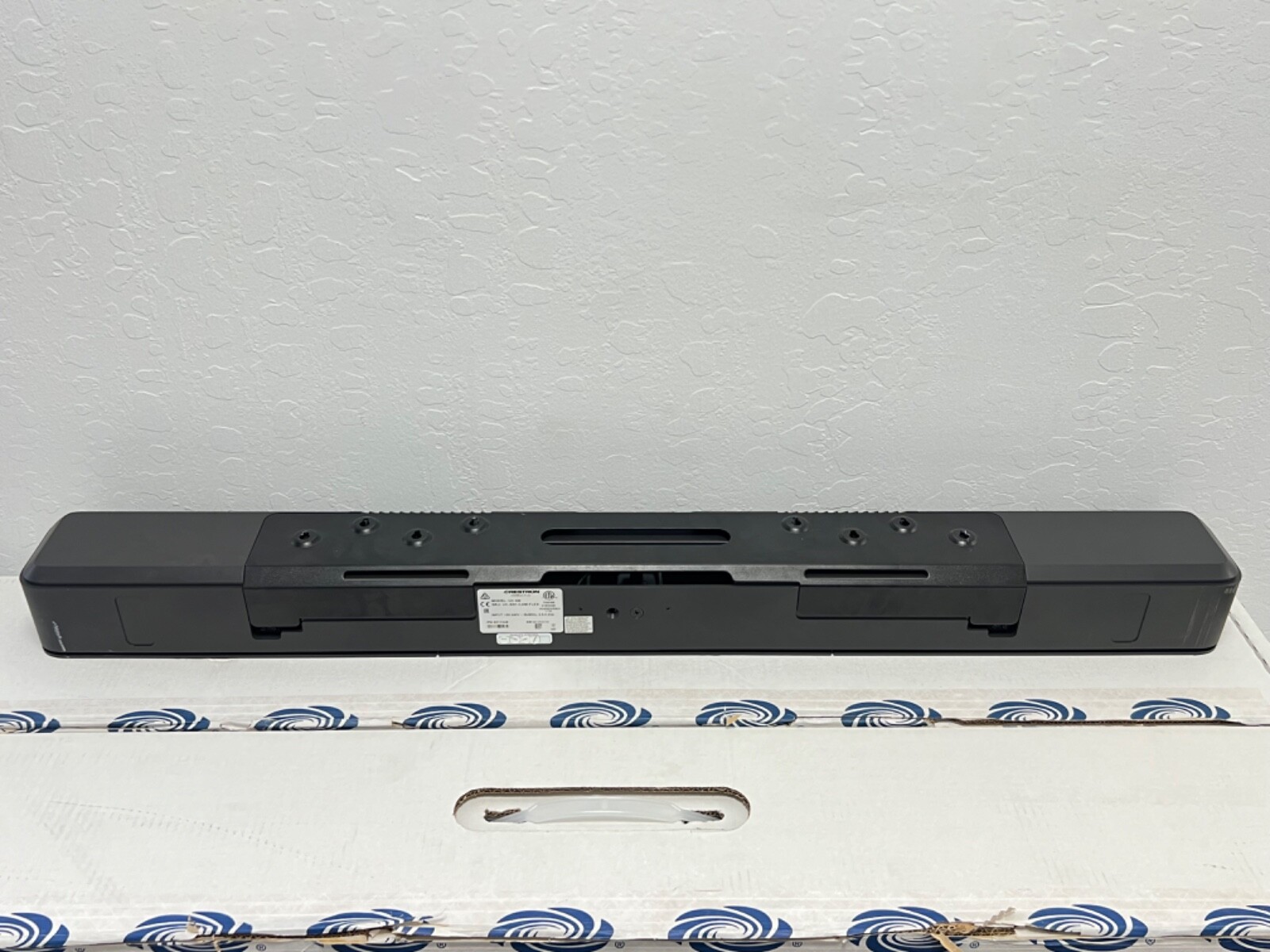 Crestron UC-SB / UC-SB1-CAM-FLEX UC Video Conference Smart Soundbar and Camera