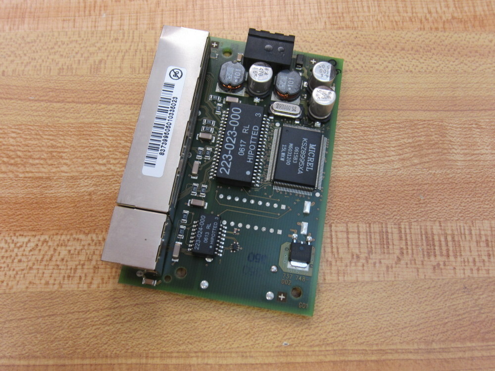 Part 737 748-002 Circuit Board 737 748-002/Z01G01