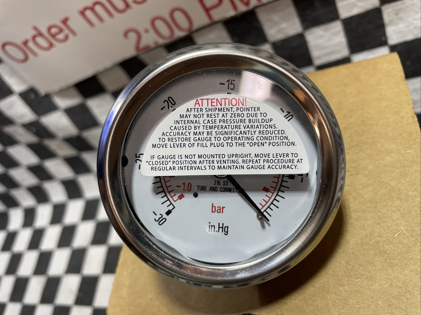SWAGELOK Gauge 30INHG/BAR 1/4″ NPT, PGI-63C-PC0-CA0X, PGI-63C-PCO-CAOX #131V9