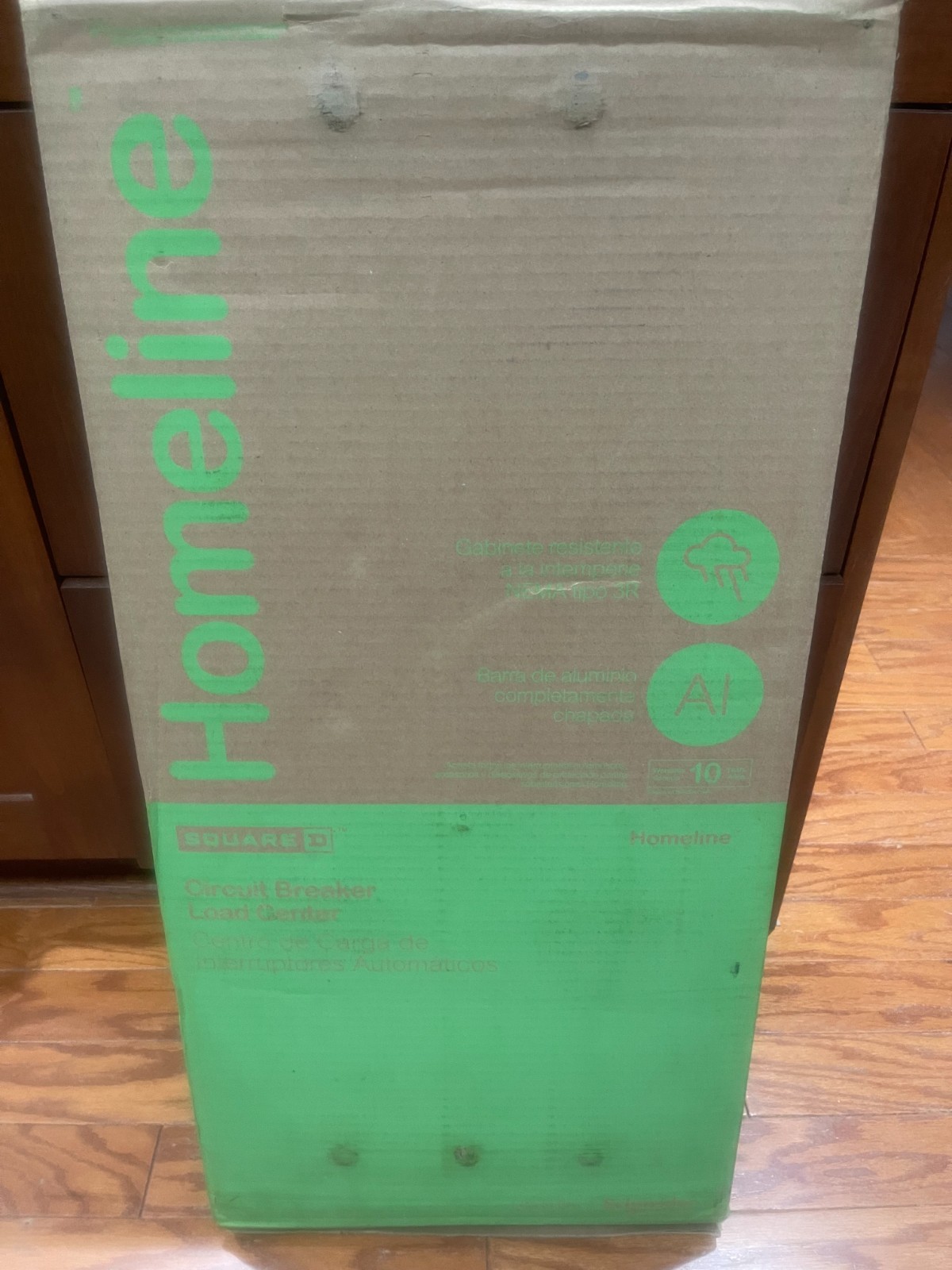 SQUARE D HOMELINE HOM816M200PFTRB 200A 8-SPACE 16-CIRCUIT BREAKER LOAD CENTER