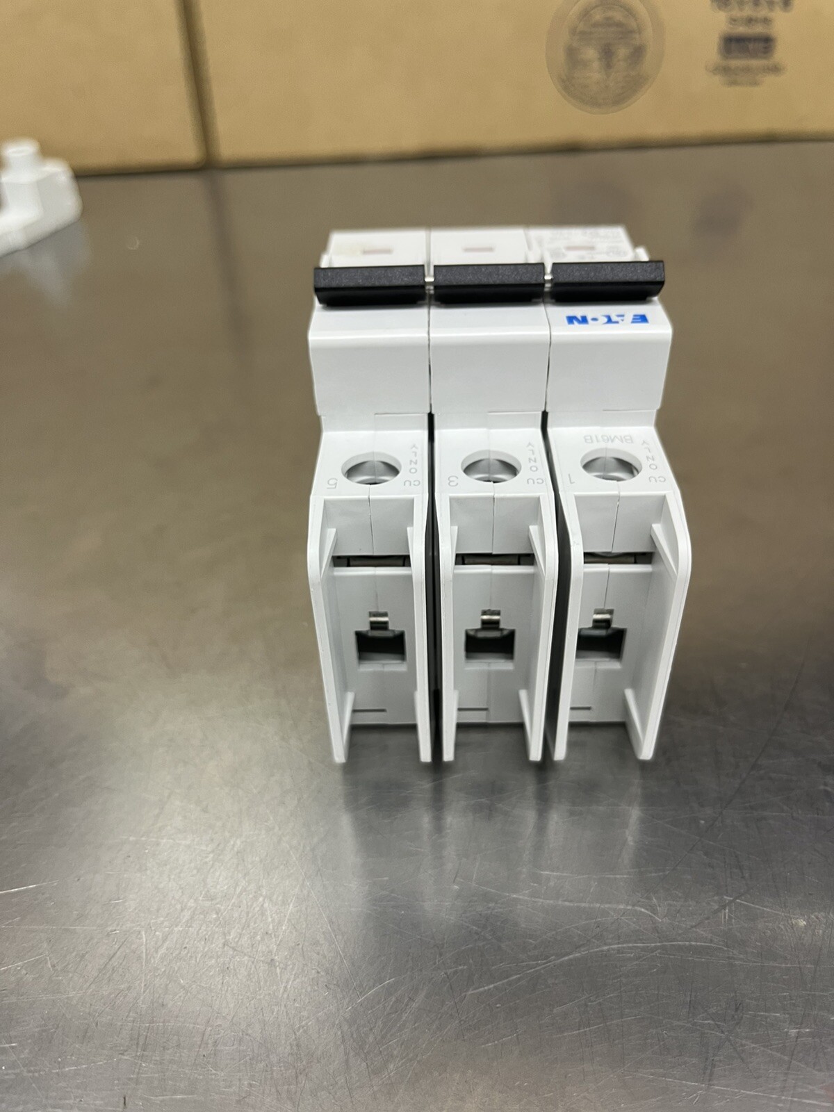 Eaton FAZ-D2/3-NA Circuit Breaker 3 Pole 2 Amp Made In Spain