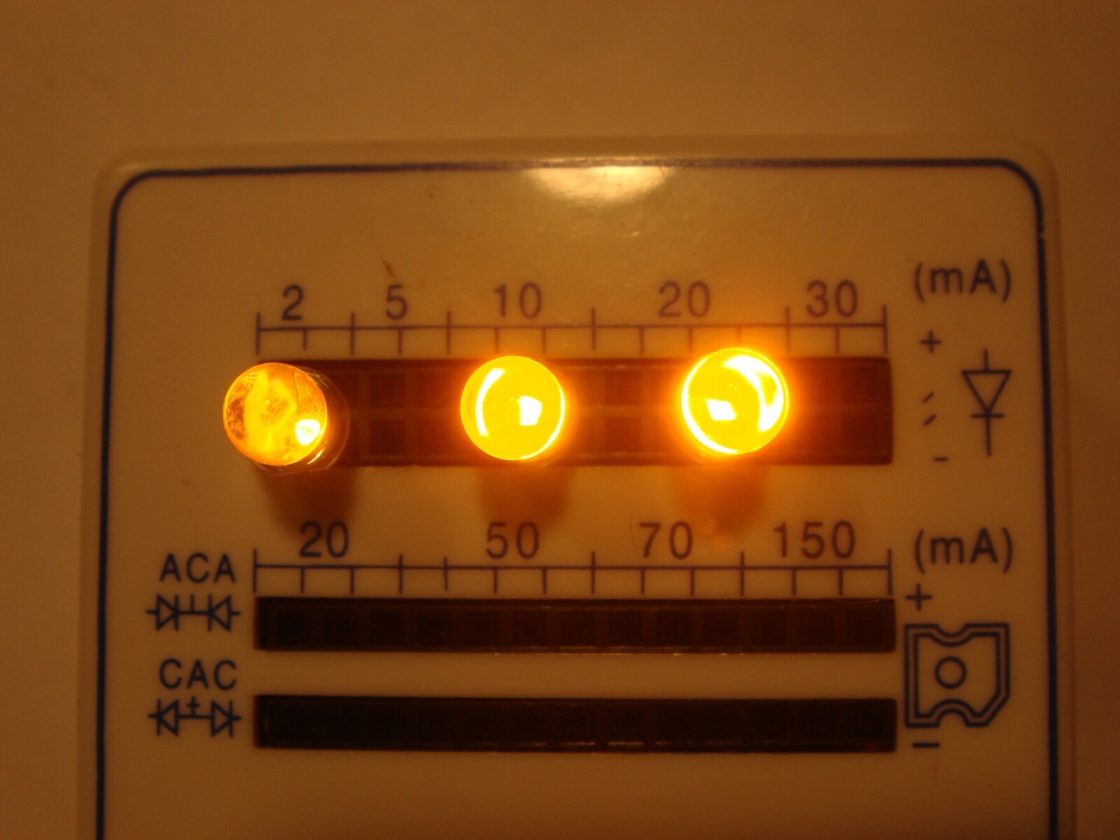 100x LED 5mm Yellow/Orange Super Bright Low Current LTL-2R3VYKNT LITEON #2D24#040c