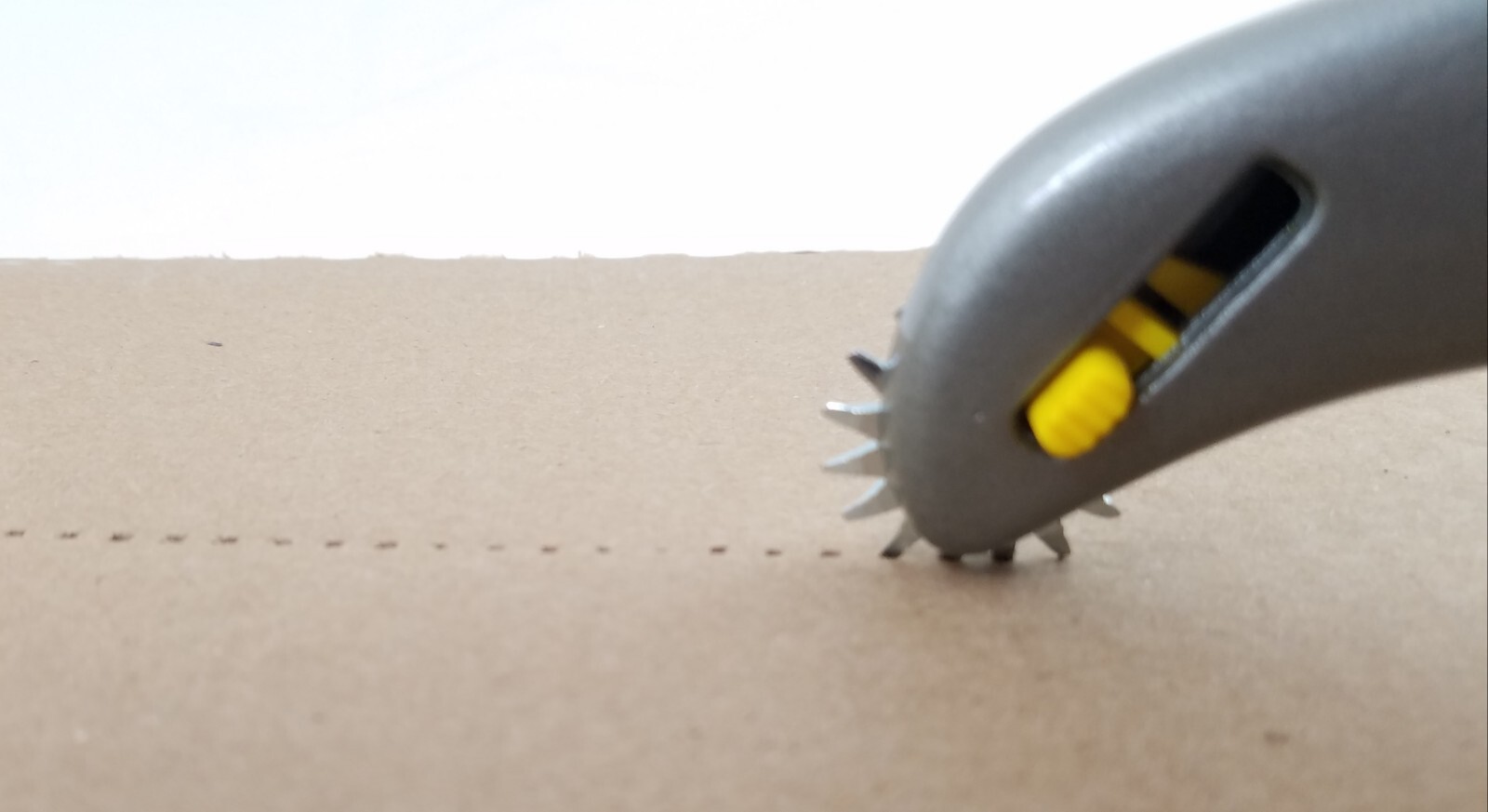 Retractable Make a Box Resizer Utility Knife with Scoring Wheel Cutter Tool size