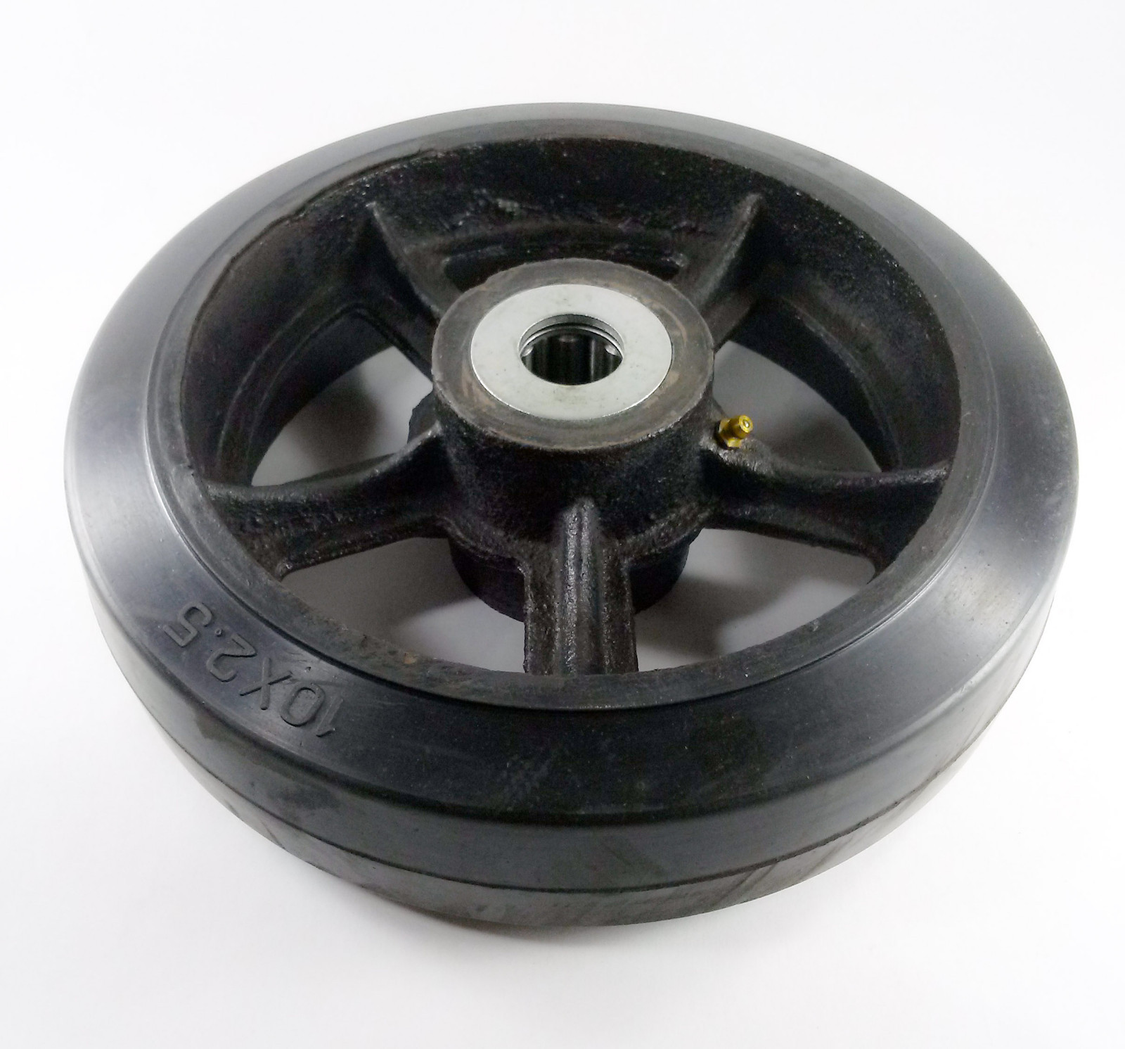 10″ x 2-1/2″ Rubber on Cast Iron Wheel with Bearing – 1 EA