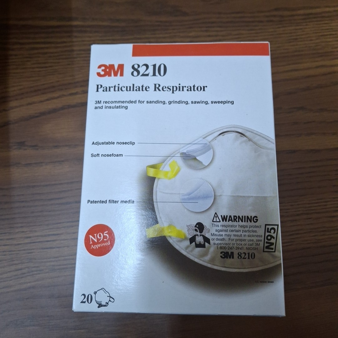 3M 8210 N95 Disposable Respirator Dust Mask | 4 Packs of 20=80 Masks | EXP | New