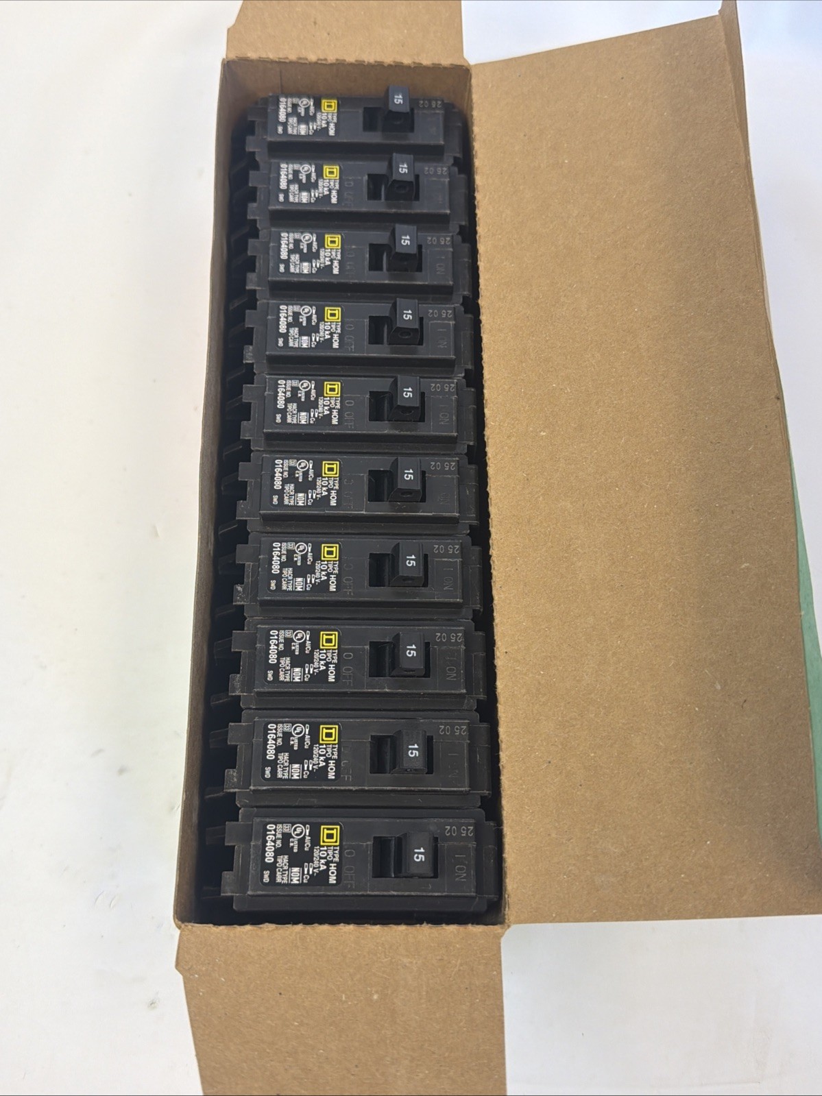 (10) Square D HOM115 1P 15A 120/240V Circuit Breaker *US SELLER* *10 NEW IN BOX*