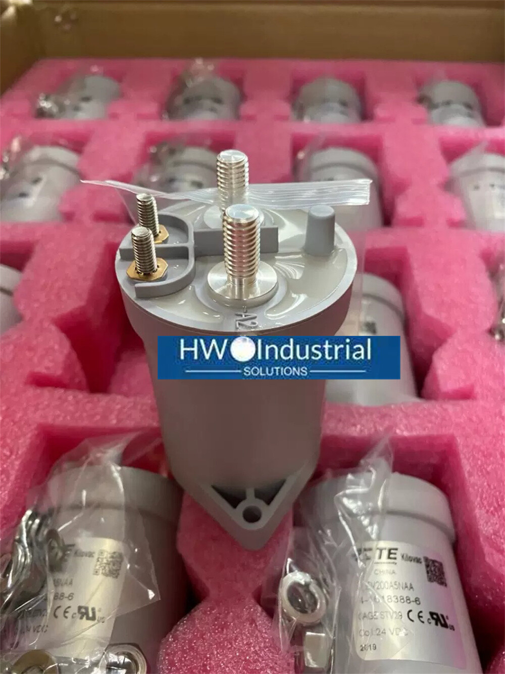 1/piece NEW TE High-voltage Contactor LEV200A5NAA 4-1618388-6 24V DC Relay