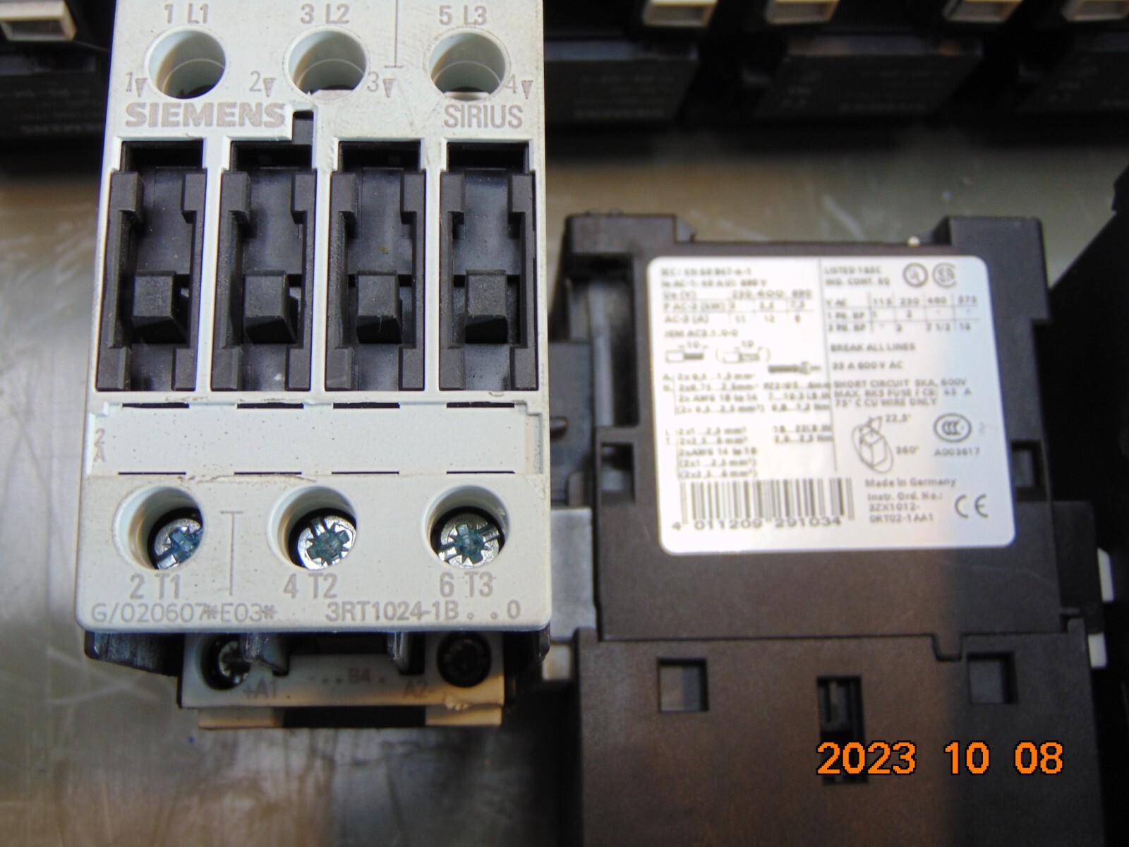 (1) Siemens 3RT1024-1B..0 Motor Starter Contactor 24 VDC Coil 3RT1024-1BB40