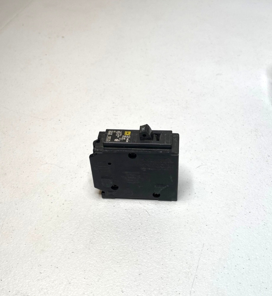 Square D HOM130 30A 1 Pole Circuit Breaker Lot of 10