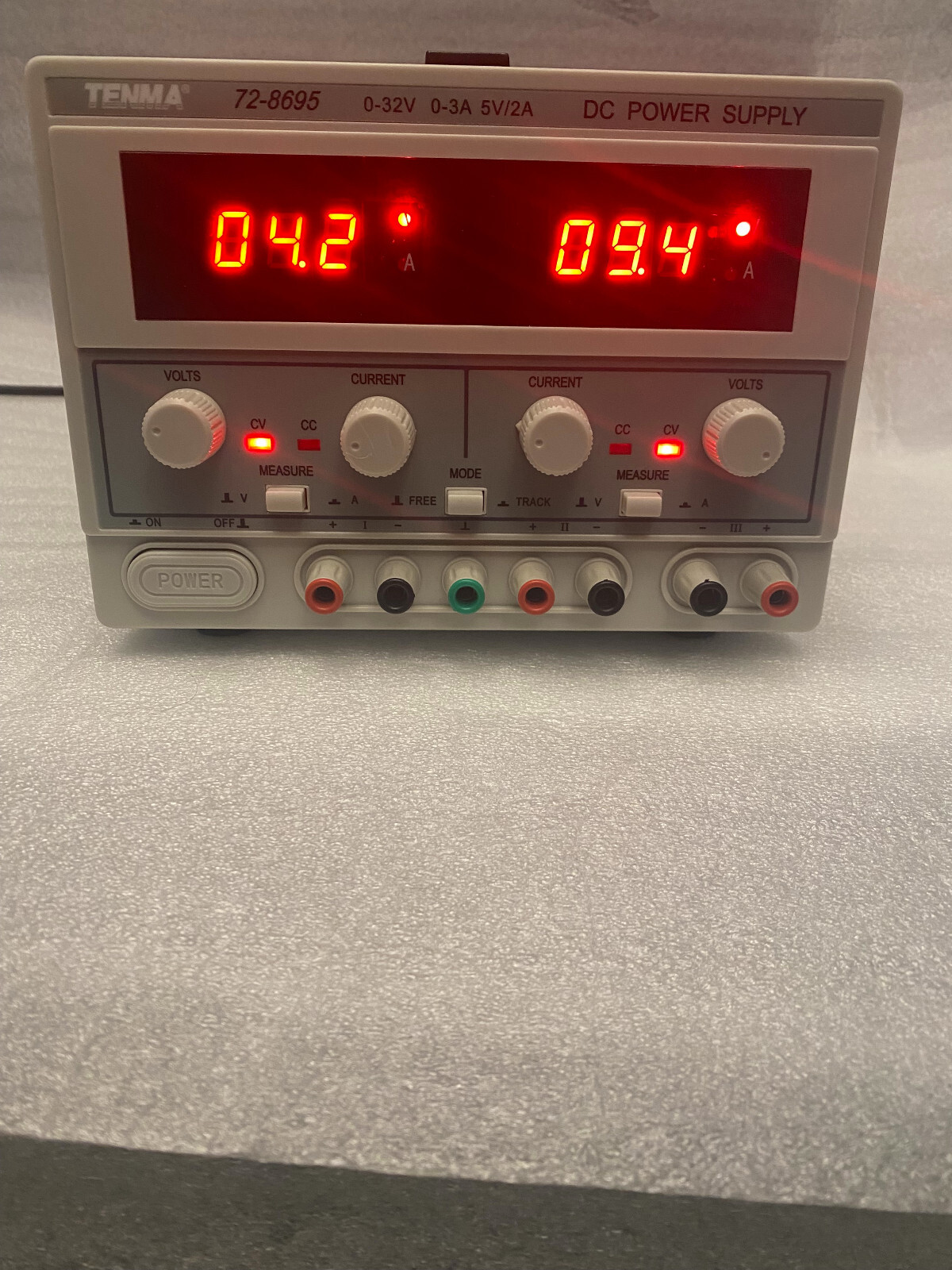 TENMA 72-8695 Power Supply 0-32V 0-3A 5V/2A Adjustable, Bench Top DC