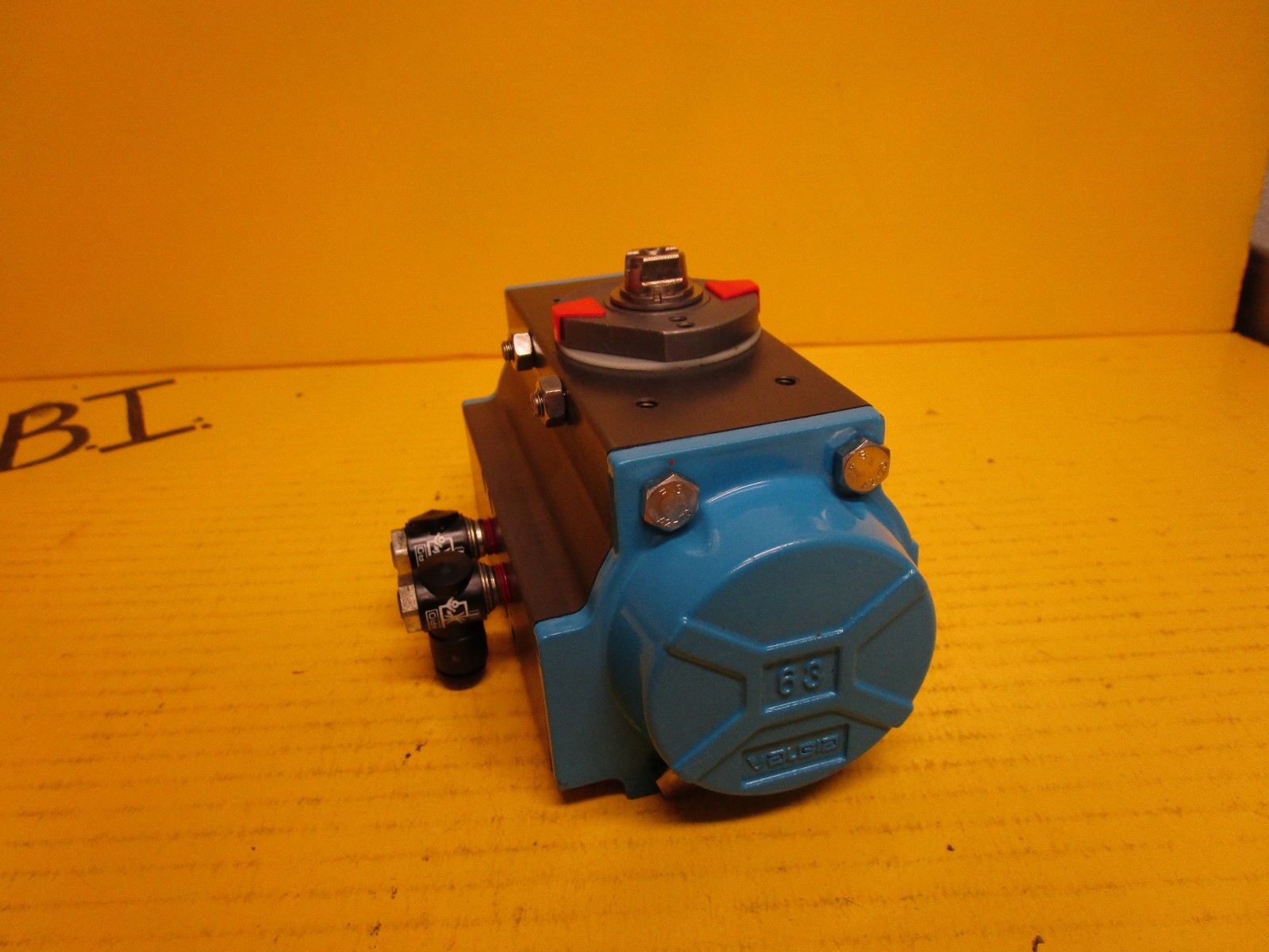 BI-TORQ PNEUMATIC ACTUATOR IP2P2563DA +180°F/-20°F 150PSI/40PSI