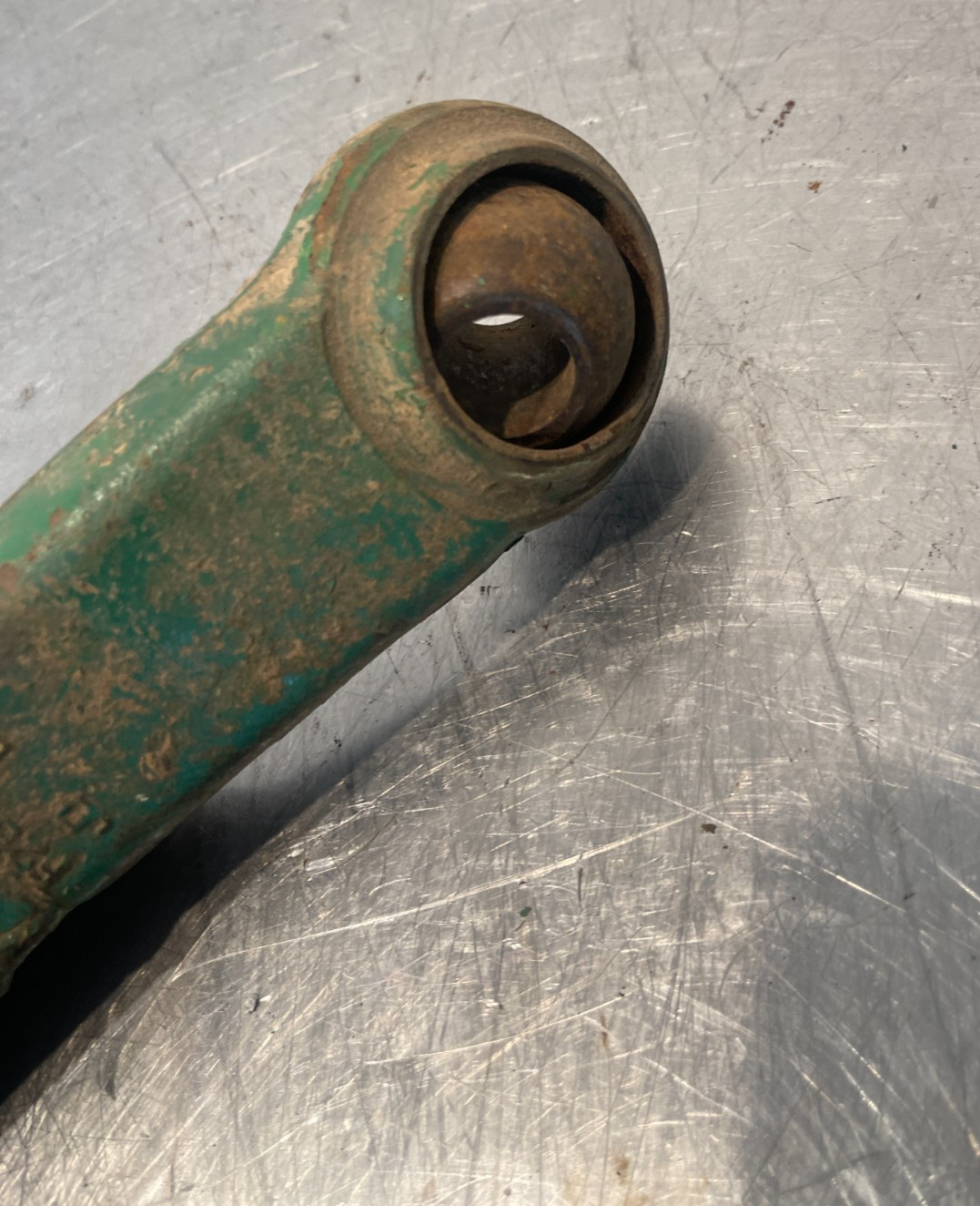 John Deere Tractor Lower 3pt Hydraulic Lift Arm F2687R