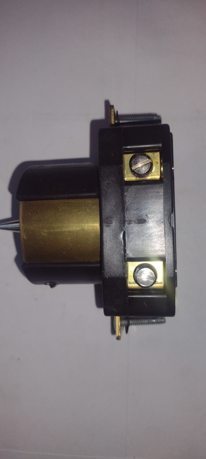 Pass & Seymour Legrand CS8169 50A 480V 3-Phase California Receptacle, New In Box