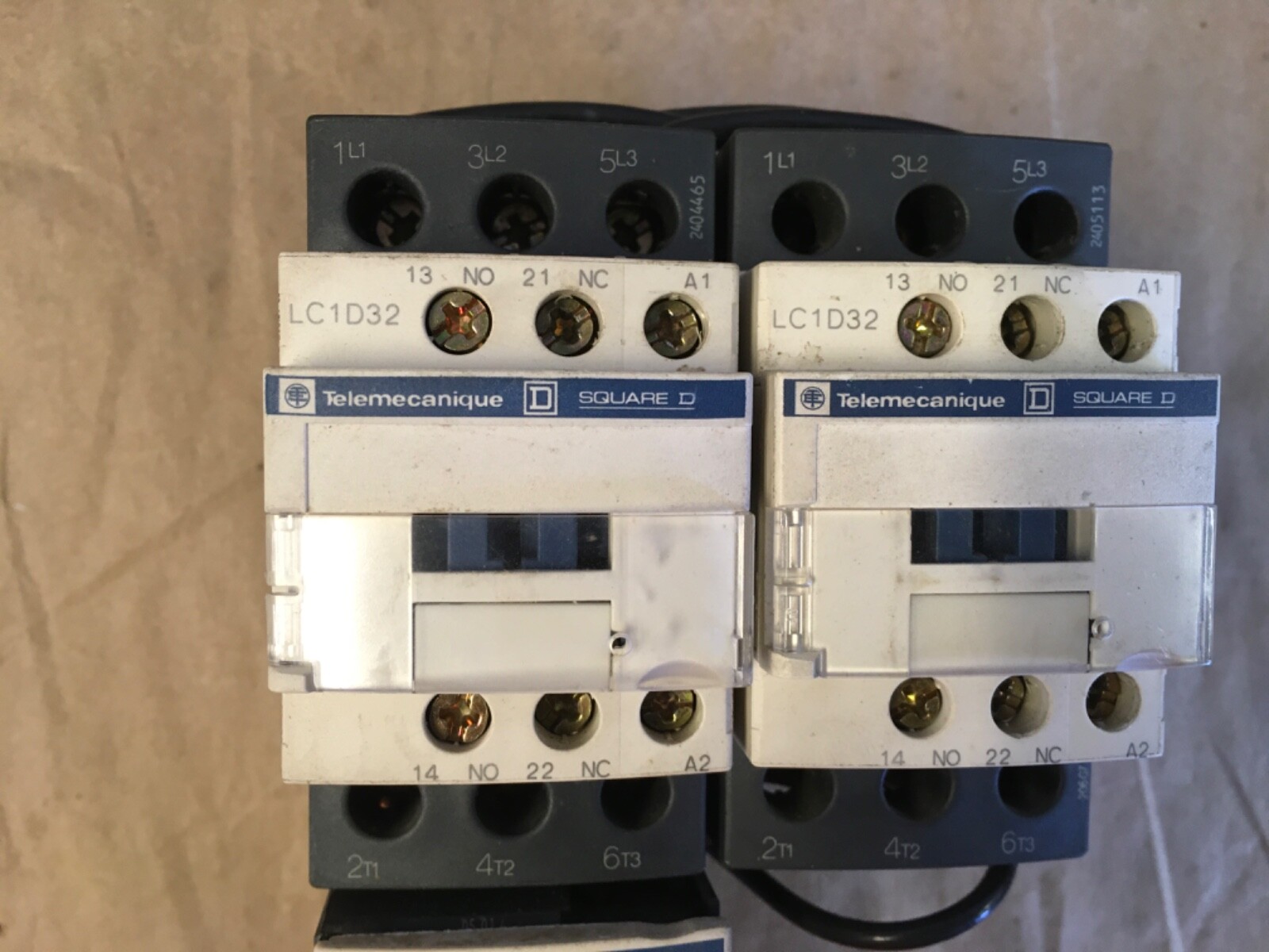 TELMECANIQUE LC1D32 DOUBLE CONTACTOR W/LRD 32 OVERLOAD (KB)