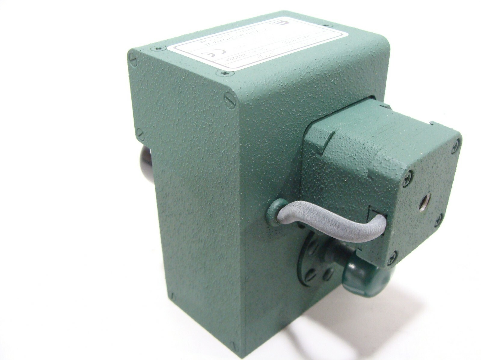 Flann Microwave WR-12 UG-387/U 60-90GHz Variable MM-Wave Waveguide Attenuator