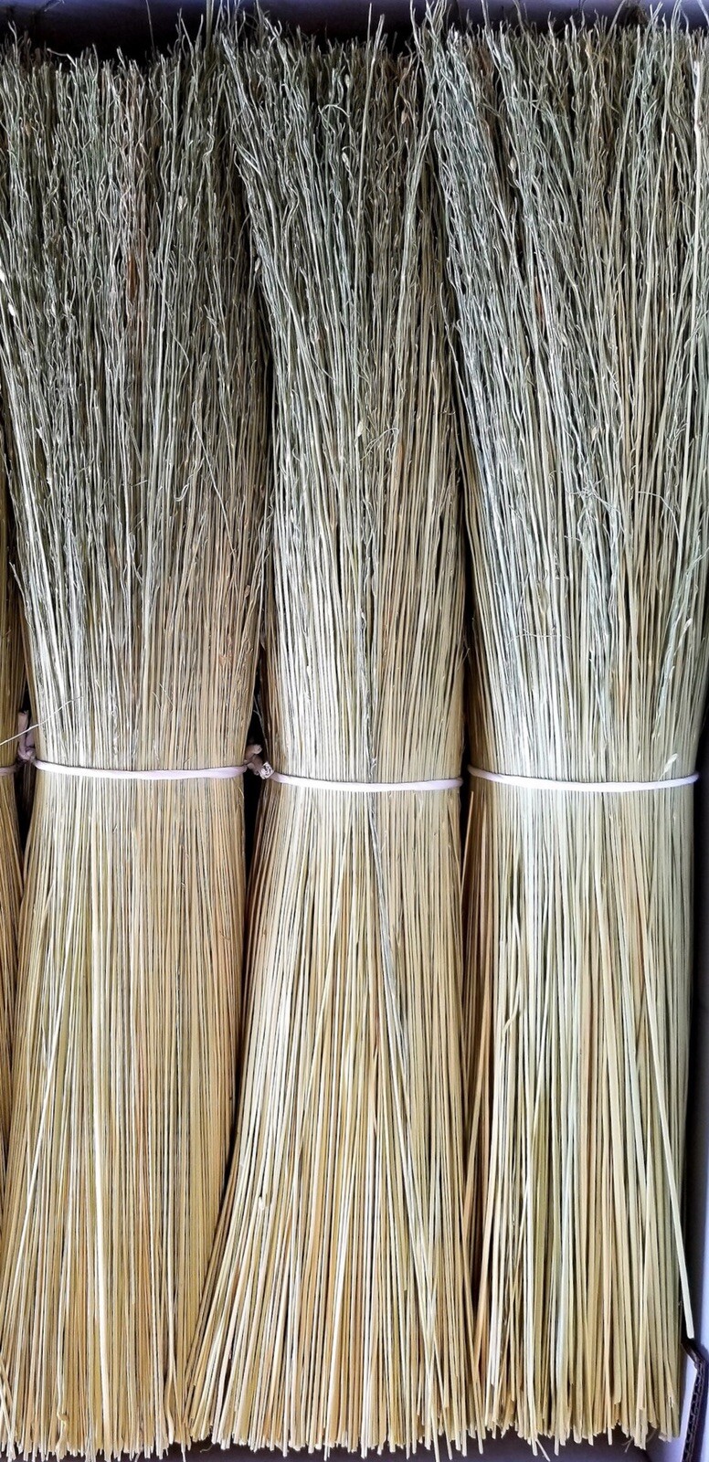 Broomcorn 20” 5lbs Outsides/hurl