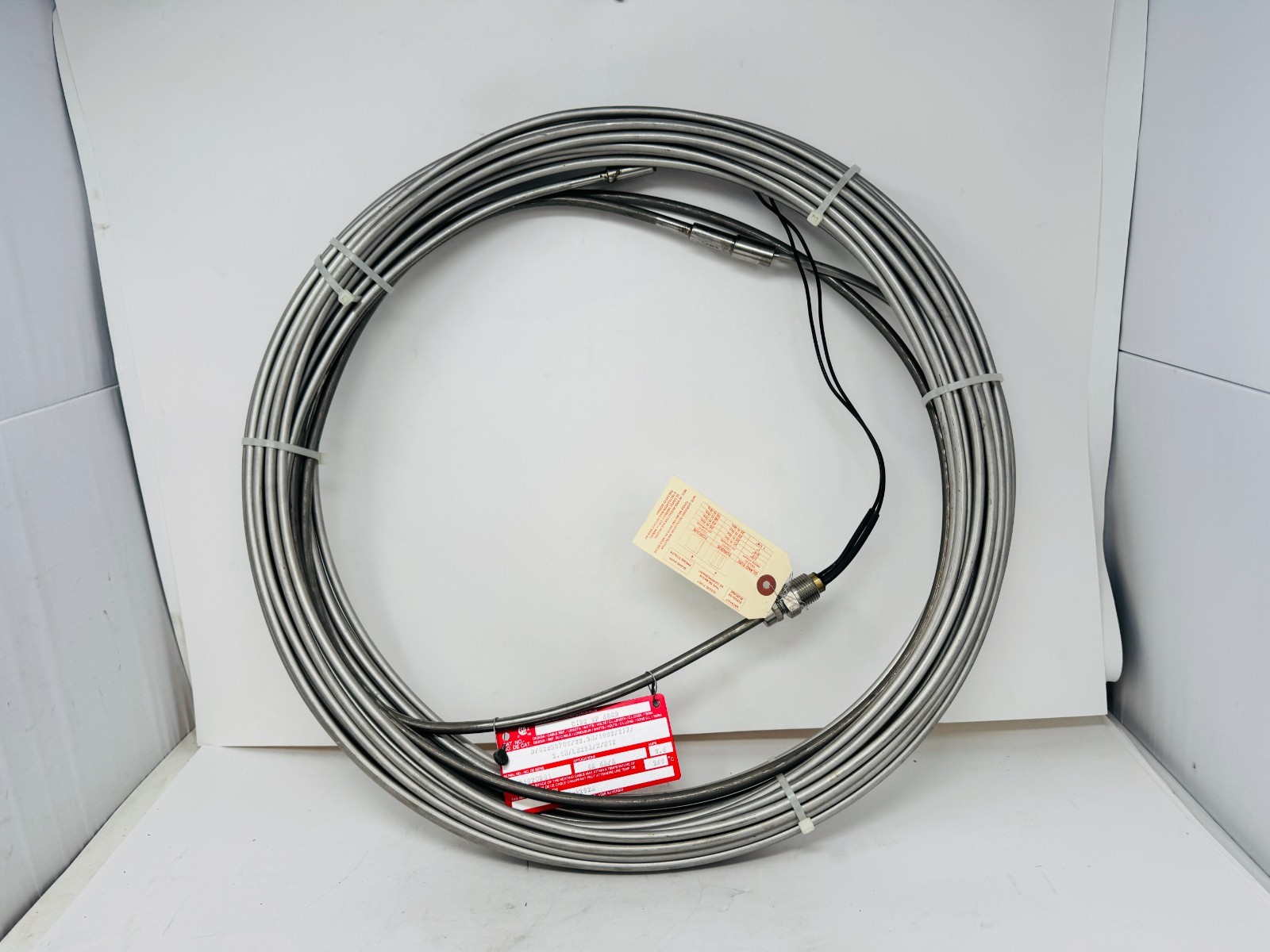 Pyrotenax D/62SB3700/33.3M/1002/277/2.1M/LS23A/X/N12 1002 Watts Heating Cable