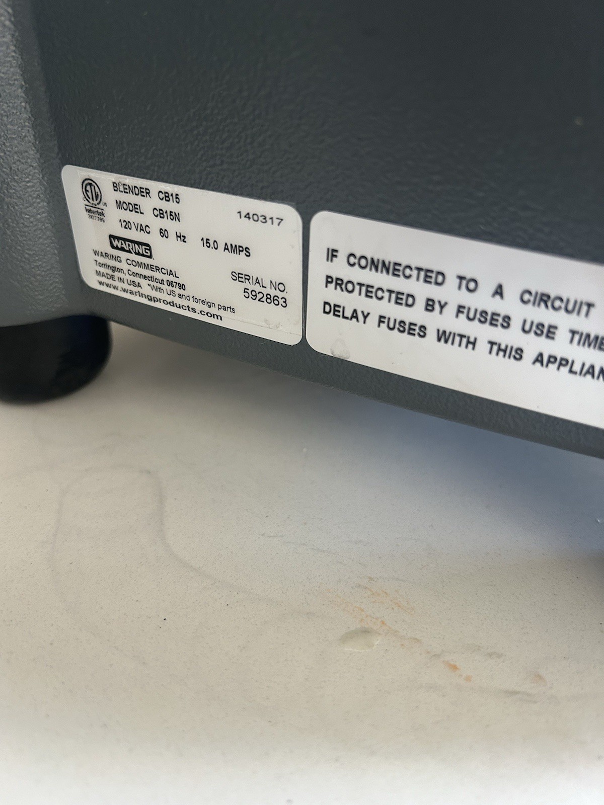 Warning CB15N Commercial Blender 15 Amps 4 Liter