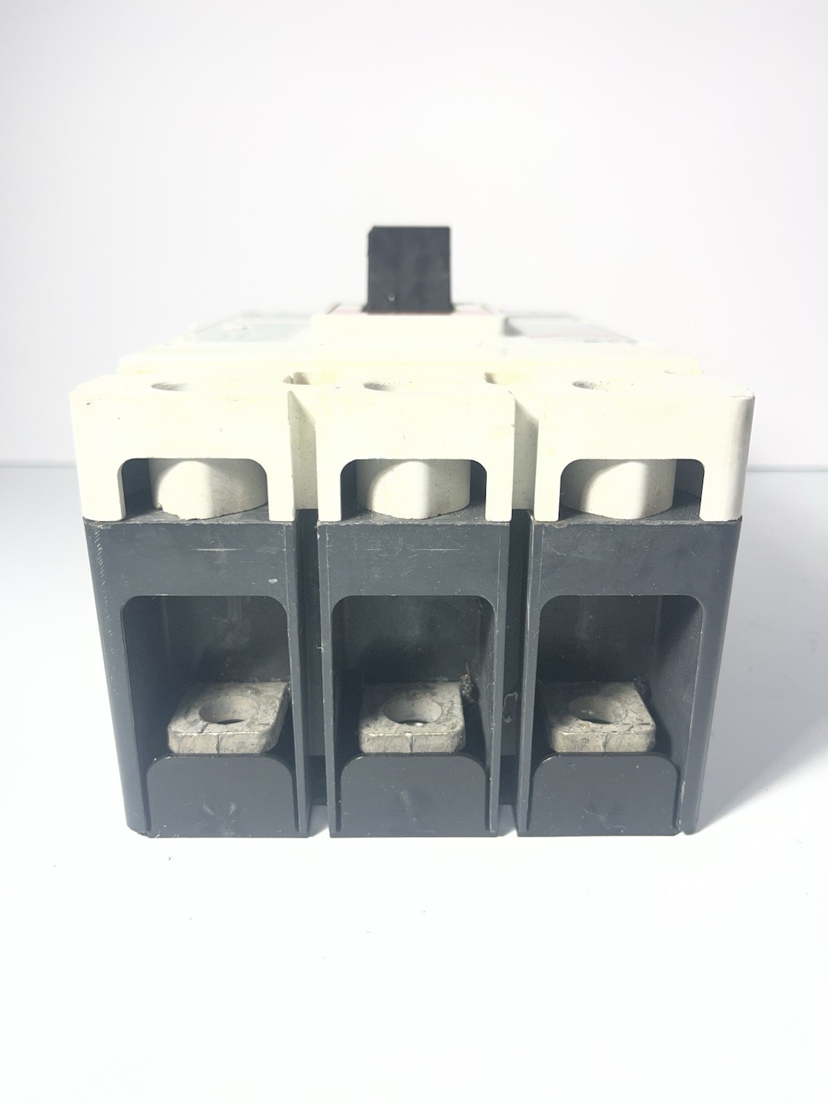 Eaton L630H LGH3630NN 3 Pole 600 Amp 600V Circuit Breaker