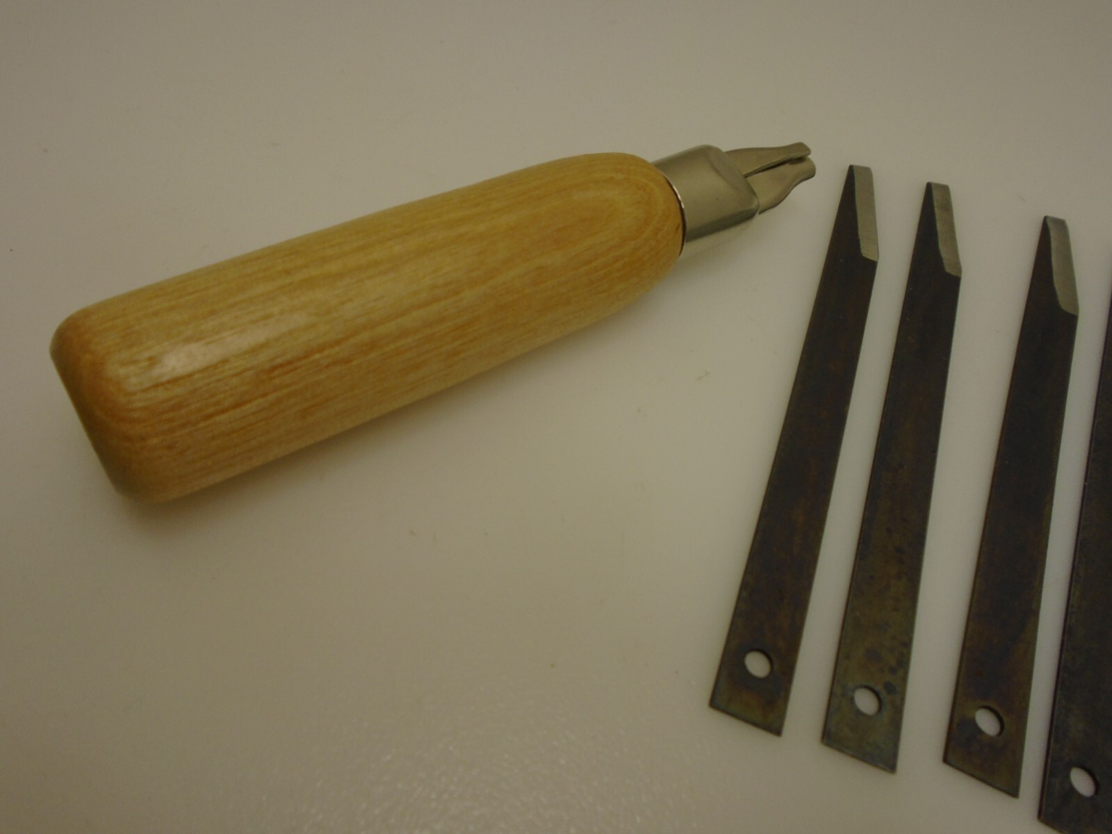 R Murphy Extension Blades (12) Bevel 2EXBB 4 3/4″ x 3/8 inch 18ga 86801 & Handle