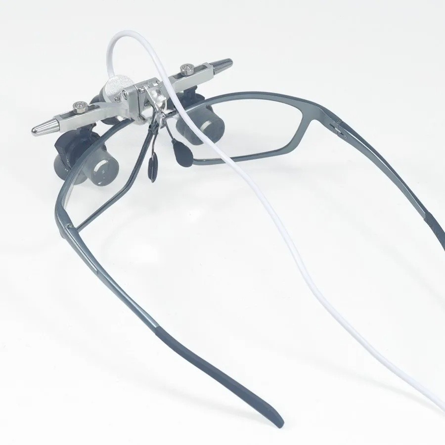 Medical Ergo Loupes 4X 6X with LED Light 48° Surgical Dental Loupe 350-450mm WD