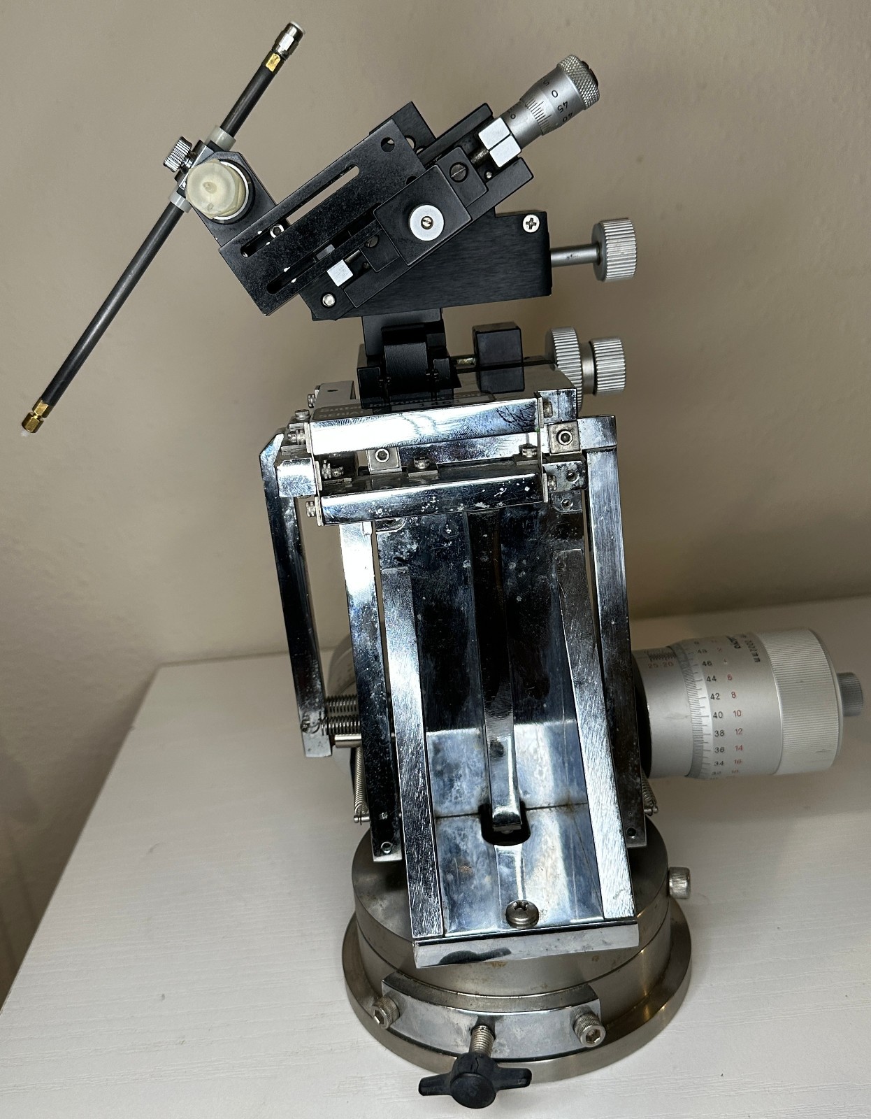 Sutter Instruments MP-85 L Huxley Style manipulator superresolution, patch clamp