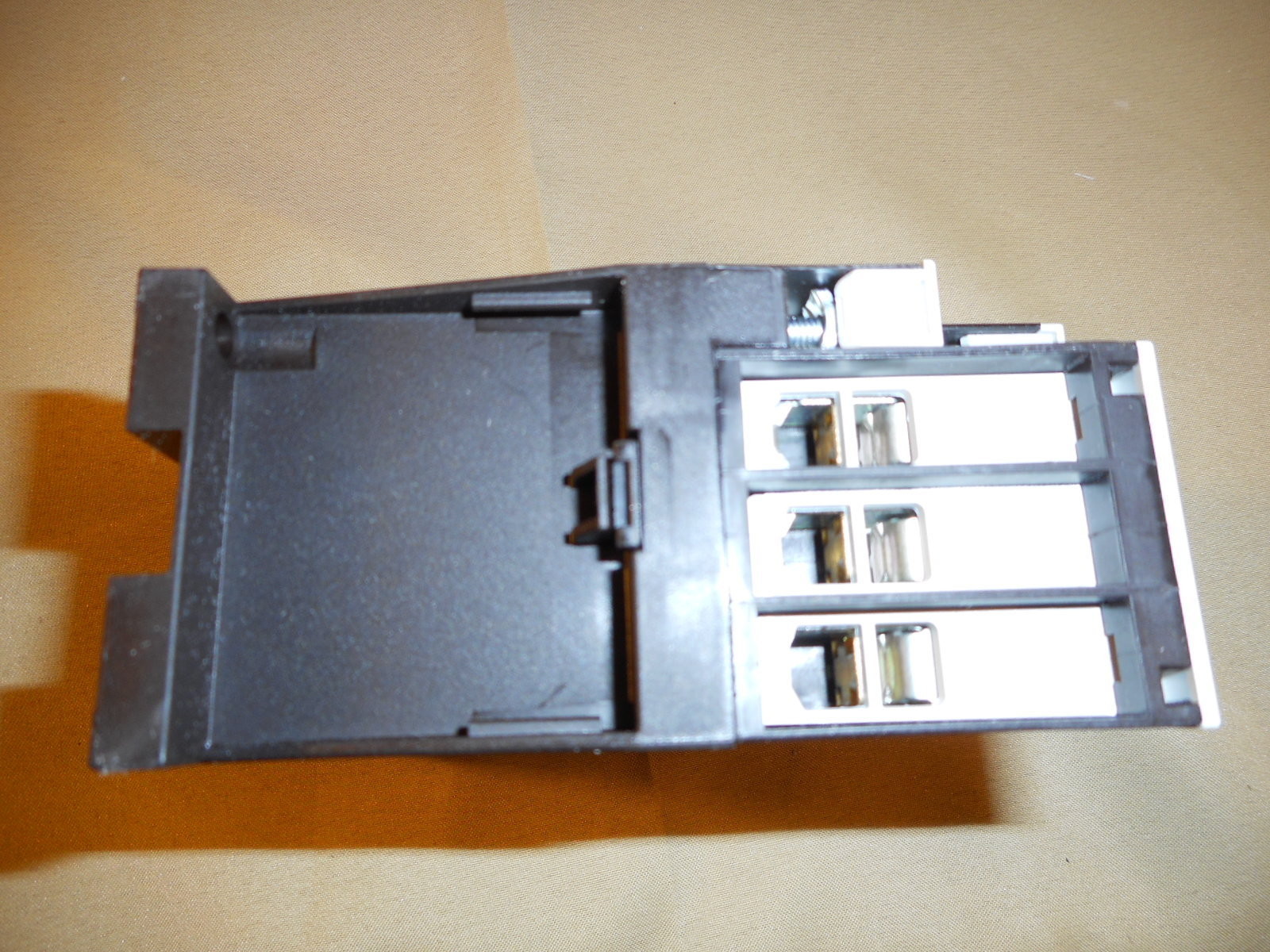 EATON XTCE025C01A (DILM25-01) contactor NIB