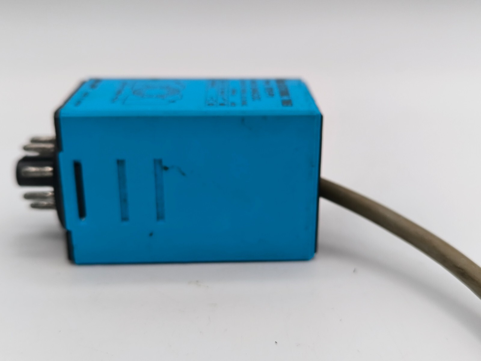 IDEC RTE-P11 Electronic Timer Plug-in Mount DPDT 10A 120VAC Coil 24V AC/DC 8 Pin