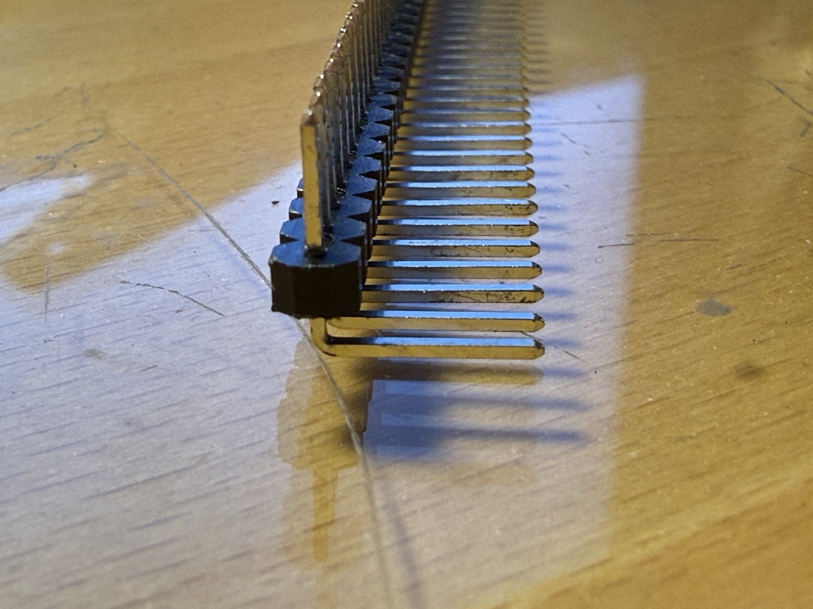 36 Pin 2.54mm Right Angle Single Row Male Pin Header Connector – 90 deg