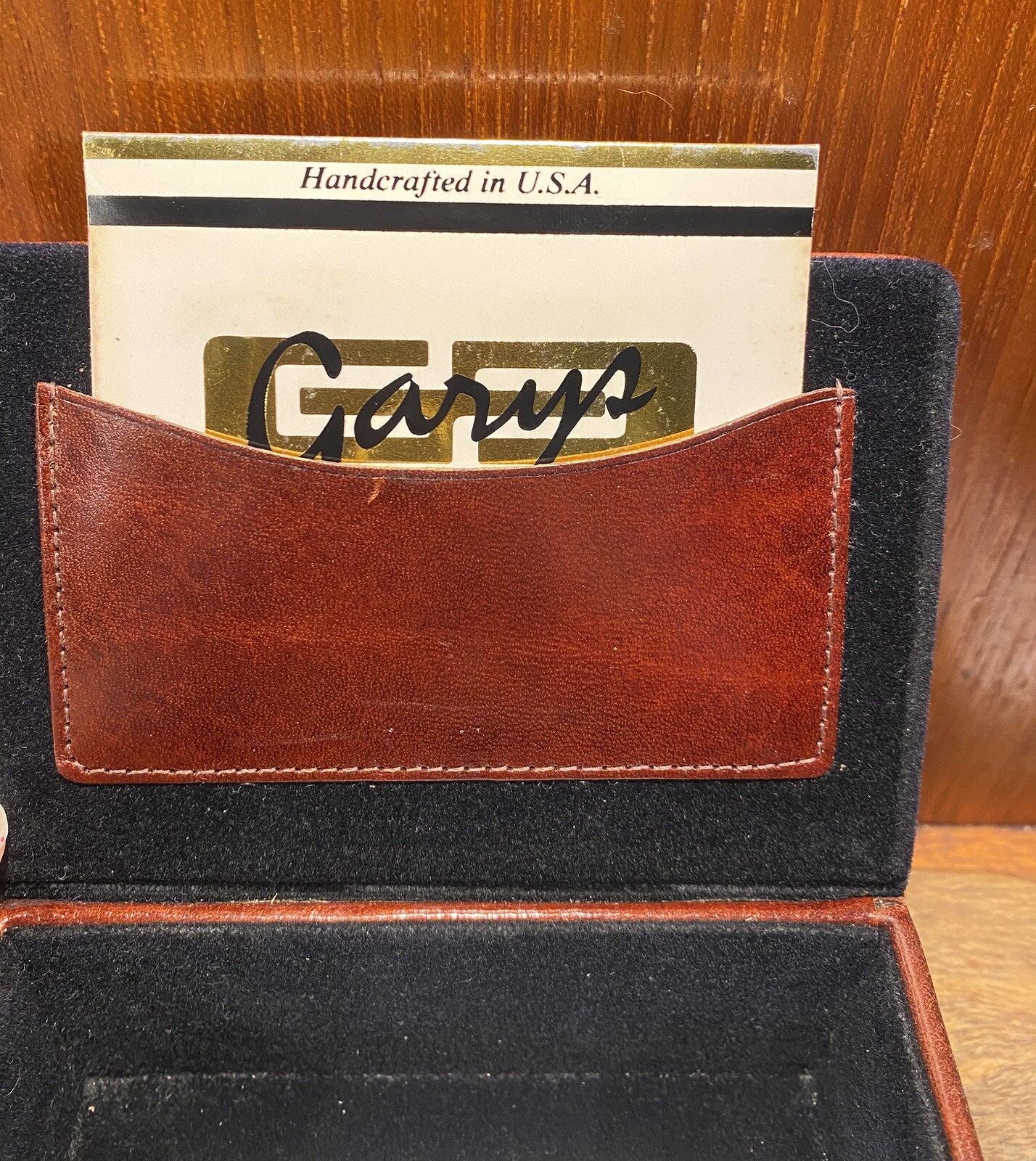 Vintage Gary’s Leather Old Leather Flip Top Memo Box Card Holder Desk Accessory