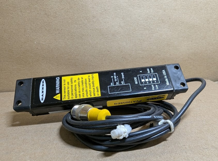 Banner Engineering PVA100N6EQ 100mm Array, Emitter, 2m, M12, 24V, 51929 (New)
