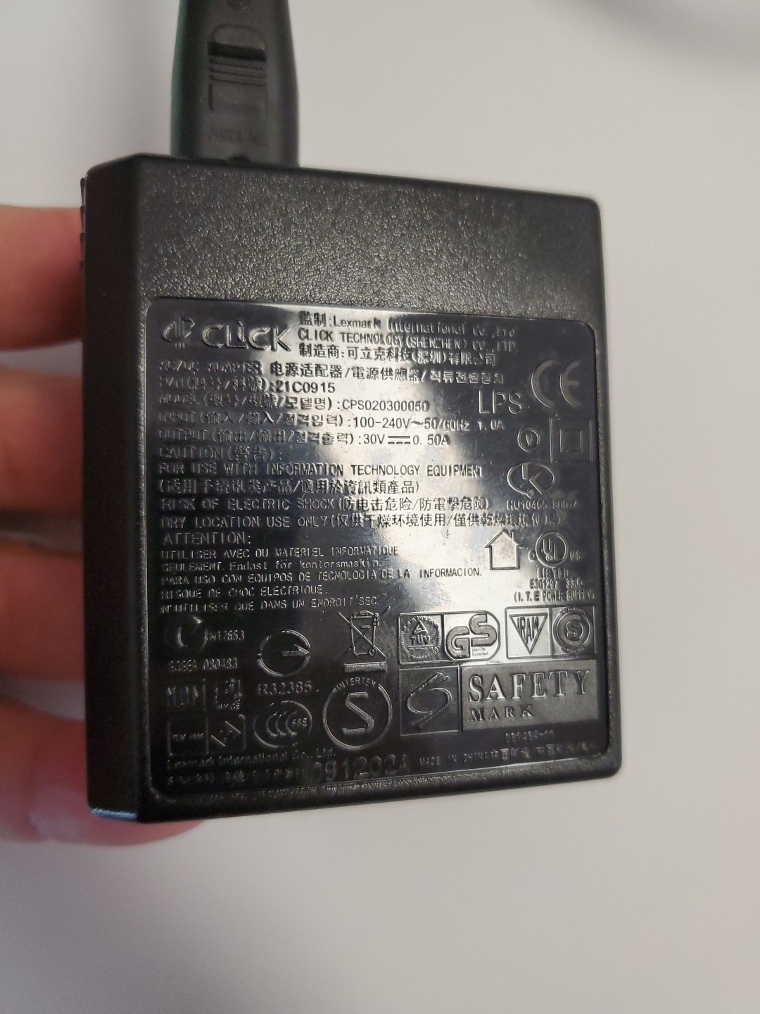 Click (CPS020300050) 30V 0.5A 50/60Hz AC / DC Adapter Power Supply Charger