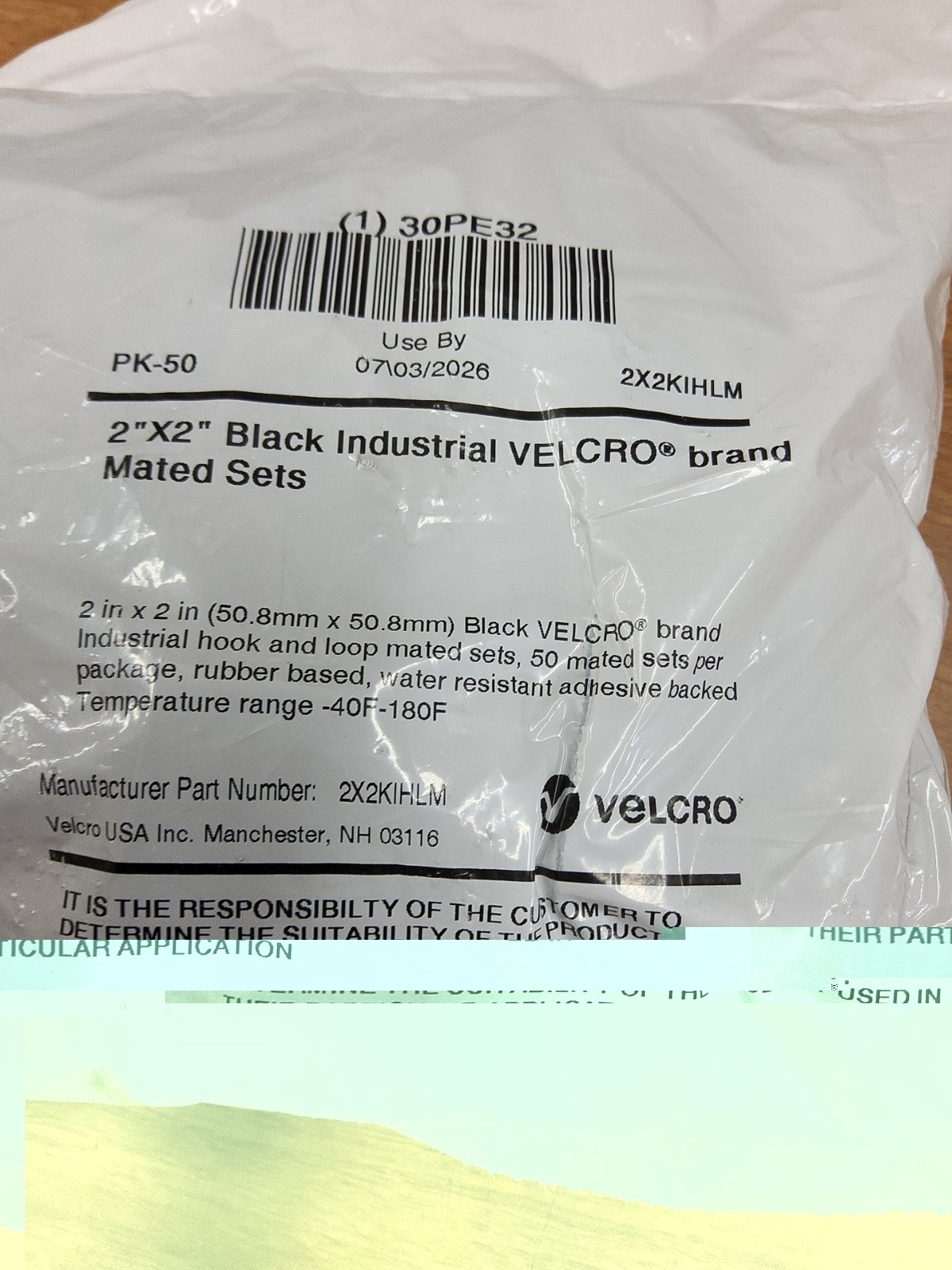 VELCRO Brand Industrial 2″ x 2″ Black Hook & Loop Mated Sets 50pk 2X2KIHLM. SB9