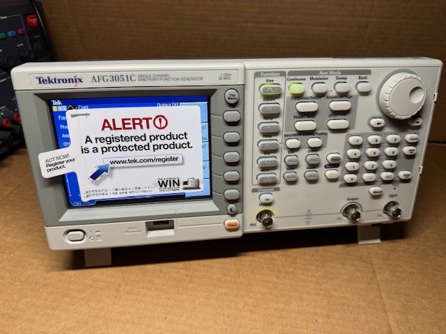 Tektronix AFG3051C Single Channel Arbitration / Function Generator 50MHz 1Gs/s