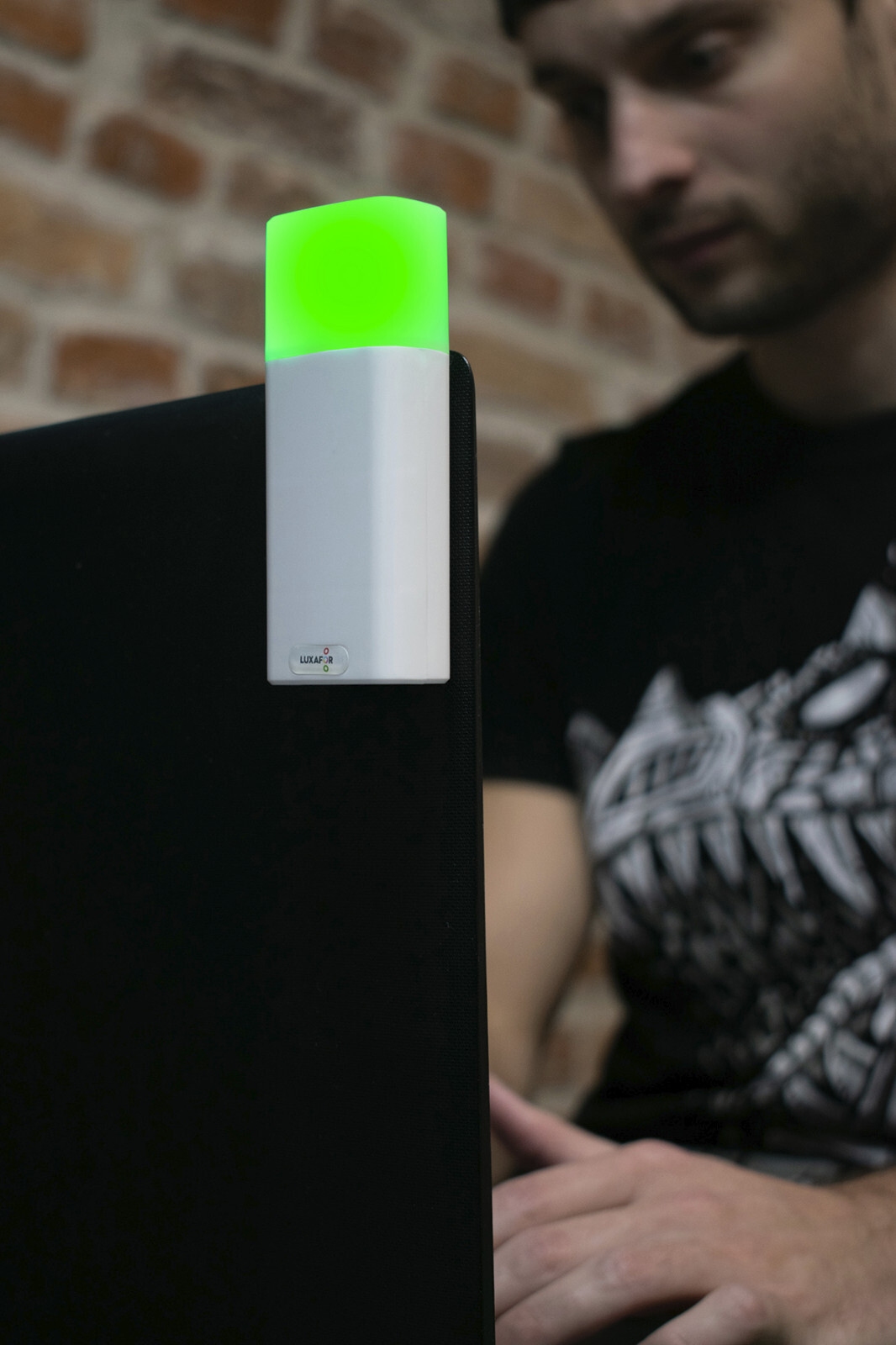 Luxafor Bluetooth PRO – Wireless LED Busy Light for the offise