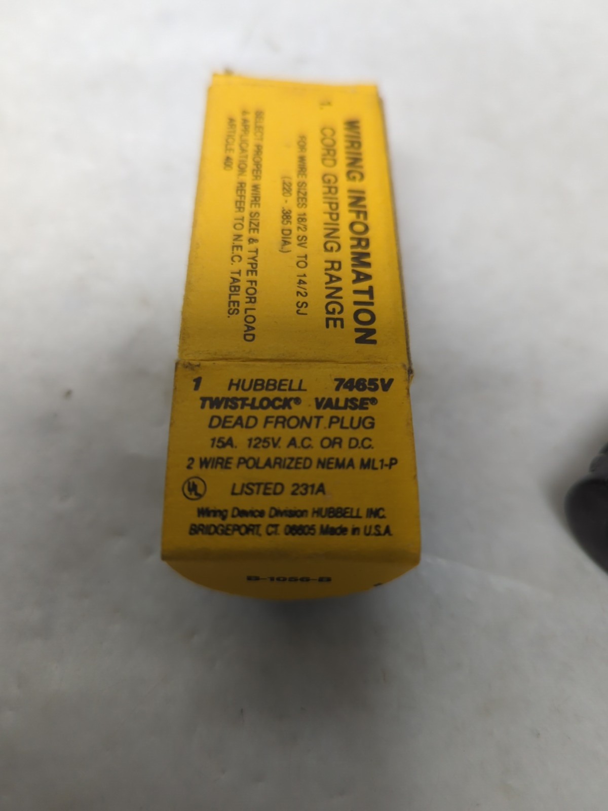 HUBBELL,7465V,TWISTLOK VALISE DEAD FRONT PLUG 15A 125V. AC OR DC NOS