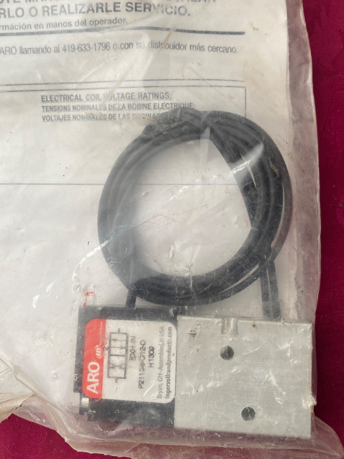 ARO / INGERSOLL-RAND Solenoid Valve P211SS-012-D – NEW
