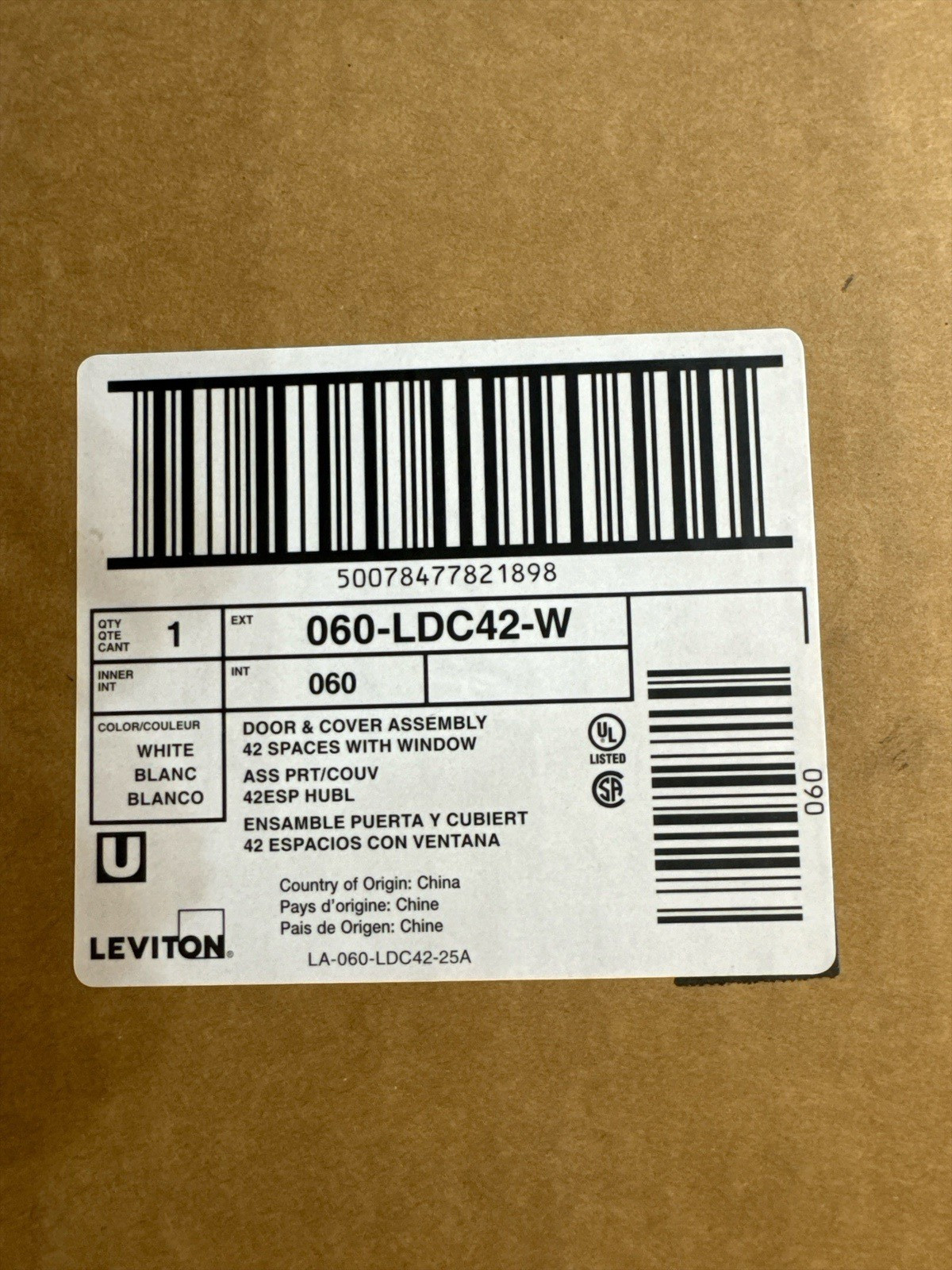 Leviton 42 Space Indoor Load Center Cover and Door with Window LDC42-W White New