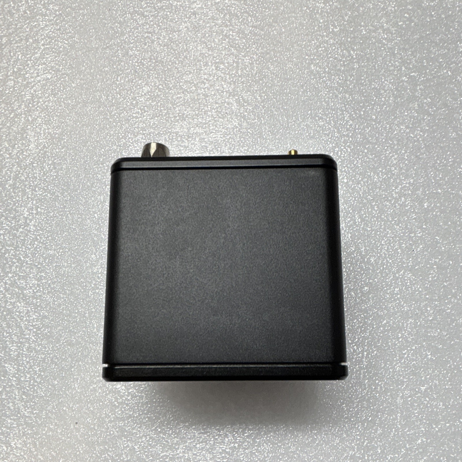 New Focus 1601 Visible 1 GHz Low Noise Photoreceiver Model 1601
