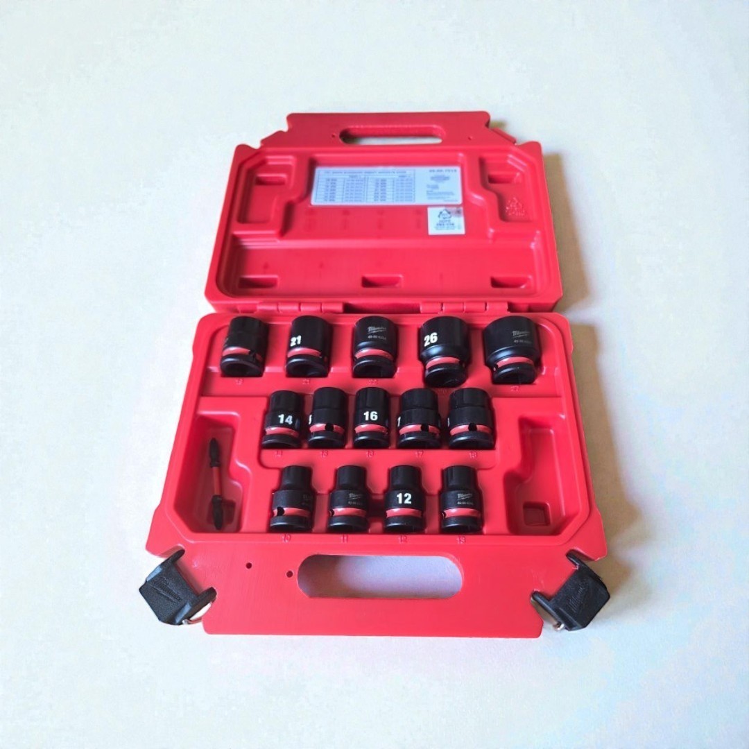 Milwaukee 49-66-7013 SHOCKWAVE impact Duty 1/2″ Drive Metric 6pt Socket Set 14PC