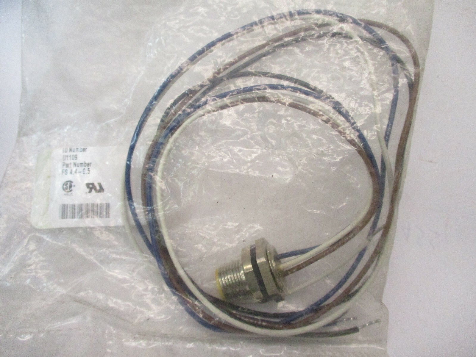 New Lot of 3 Pieces TURCK FS 4.4 – 0.5 A2738DH