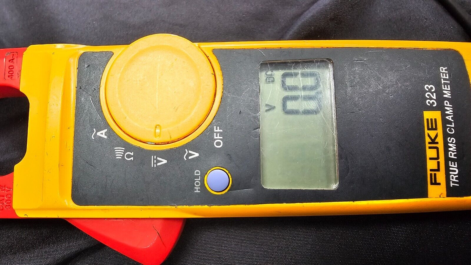 Fluke 323 True RMS Clamp Meter