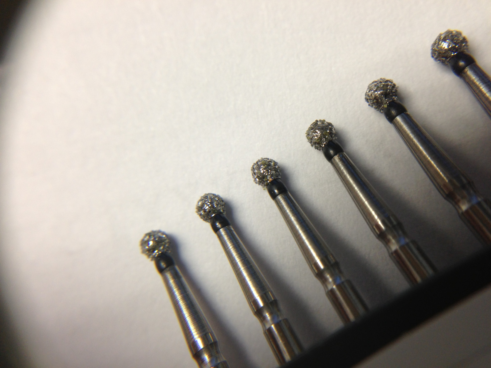 Diamond Burs MDT Round Ball 40 x 001-016c standard 40 burs 1.6mm round diamond