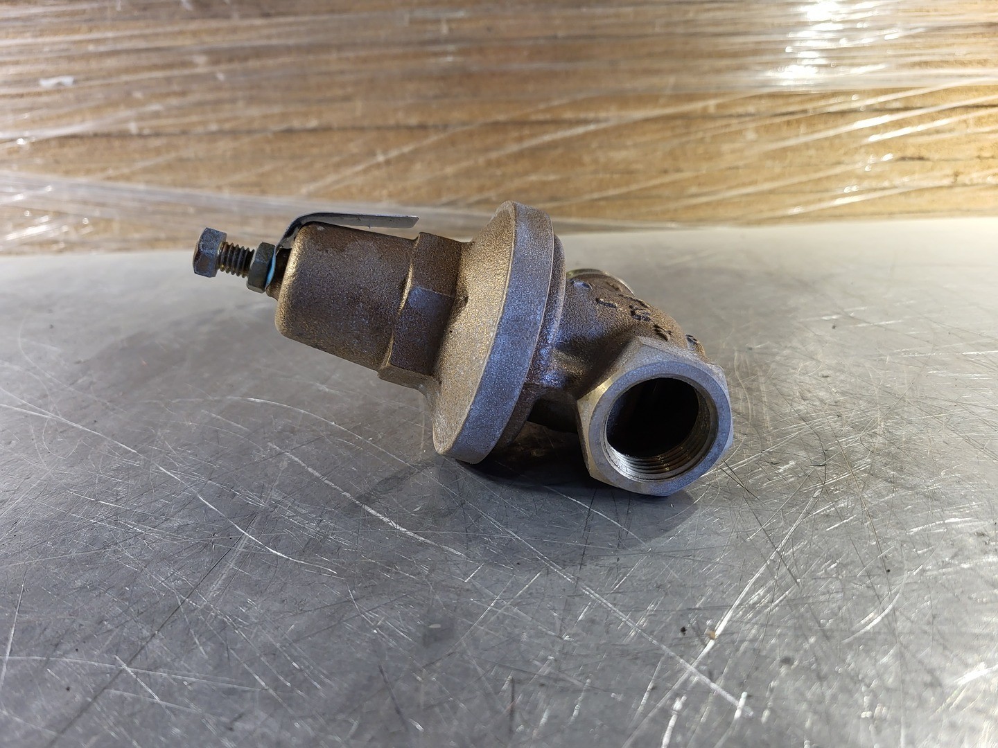 SURPLUS NEW WILKINS Model 70 1″ Pressure Regulating Valve