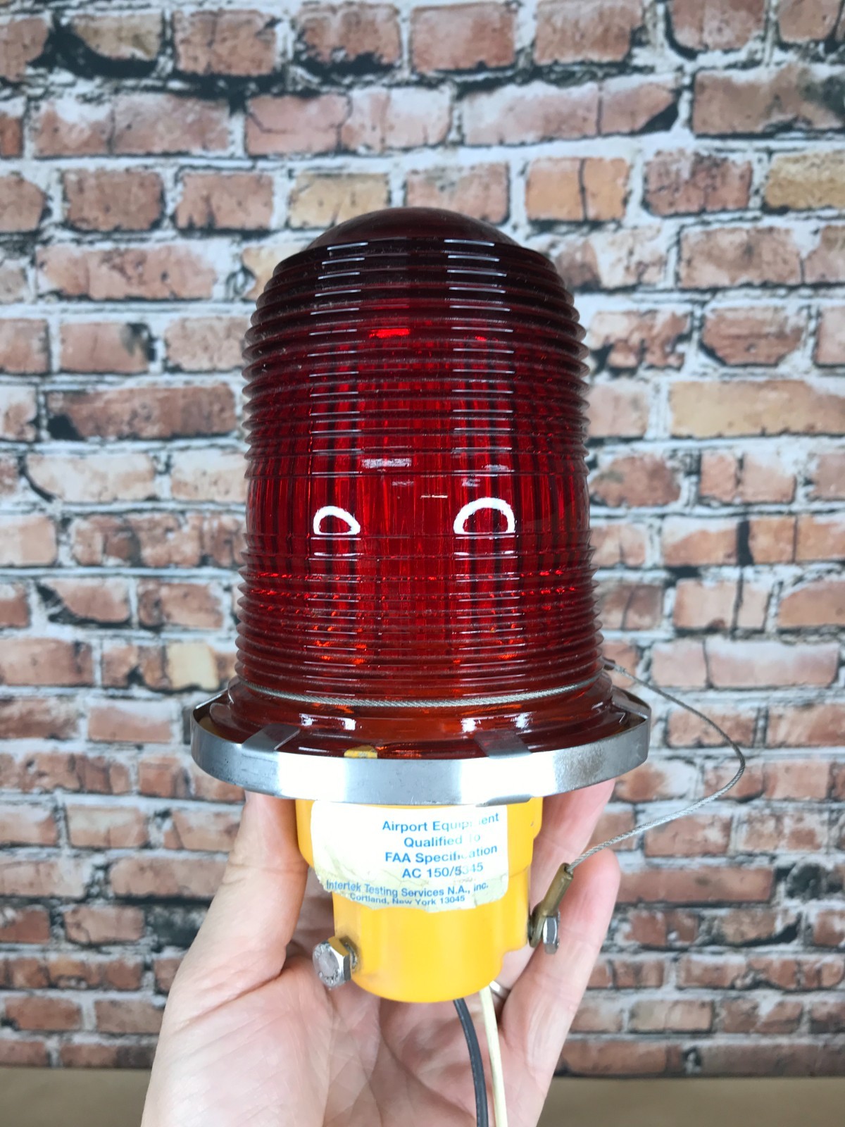 Point Lighting L-810 Single Obstruction Light, Red