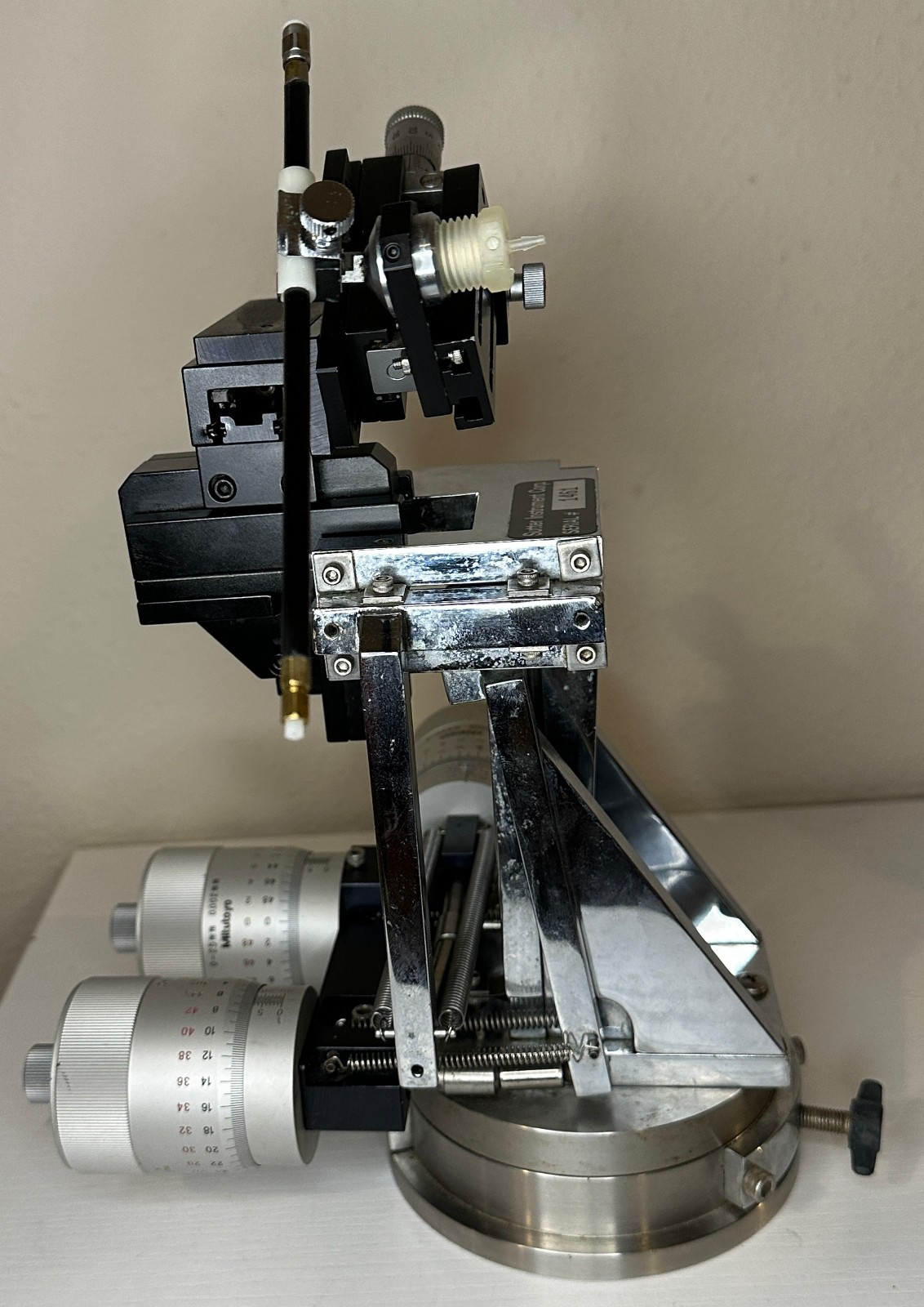Sutter Instruments MP-85 L Huxley Style manipulator superresolution, patch clamp