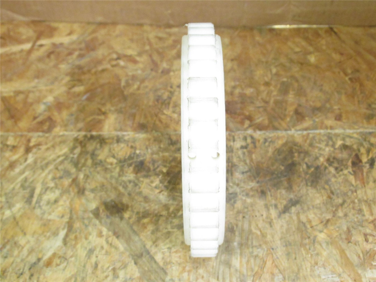 238413 New-No Box; Intralox 1131500DRINTR39TSPN Nylon Sprocket 39T 6.26″PD