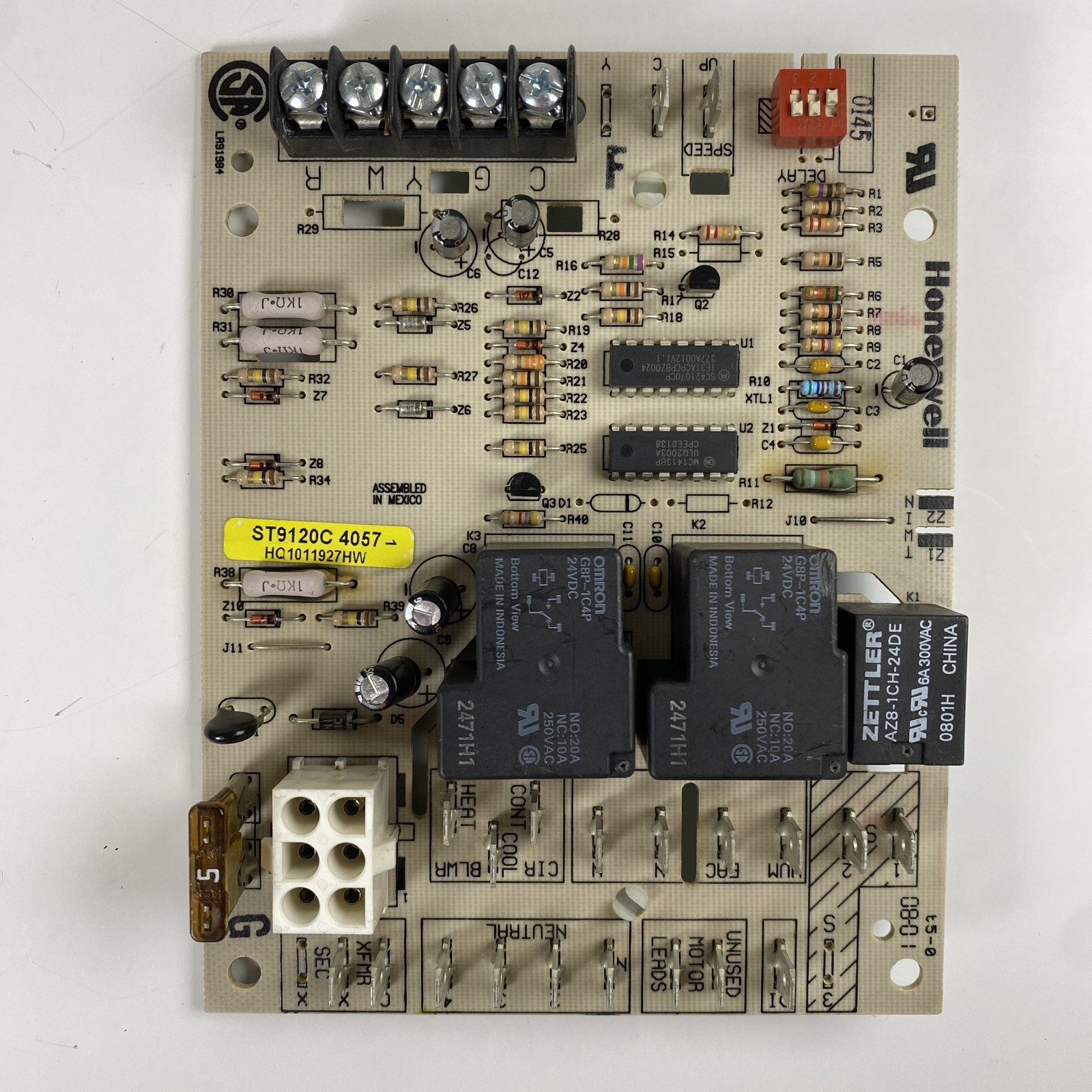 Honeywell ST9120C 4057 Furnace Control Circuit Board HQ1011927HW – Used