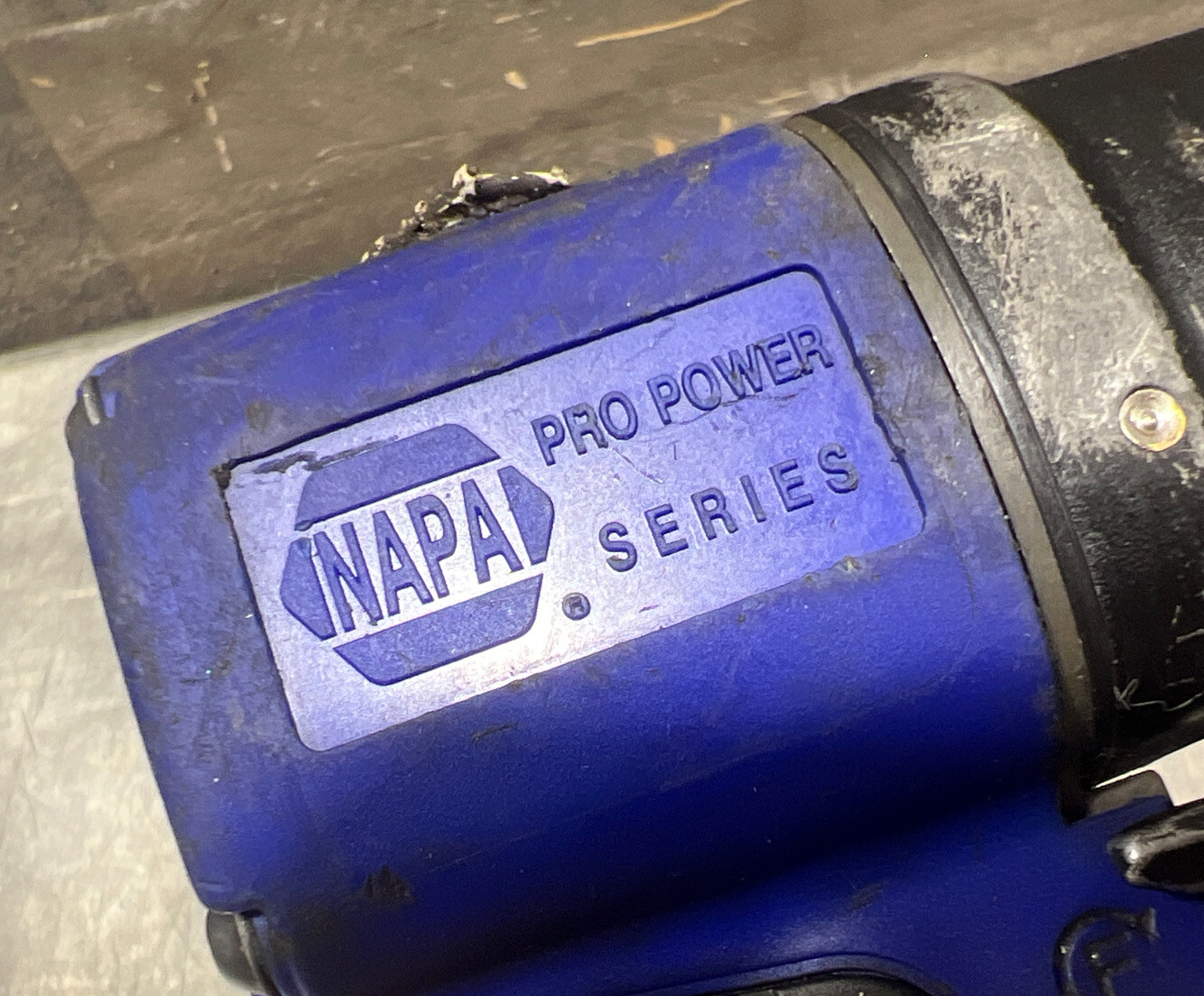 Napa Pro Power Series 6-1122 3/8″ Dr. Super Duty Air Impact Wrench. Used